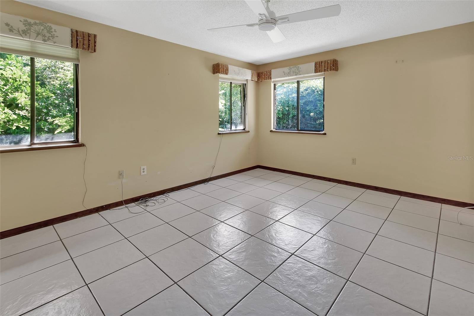 1105 BURGOYNE RD, DELAND, FL, 32720