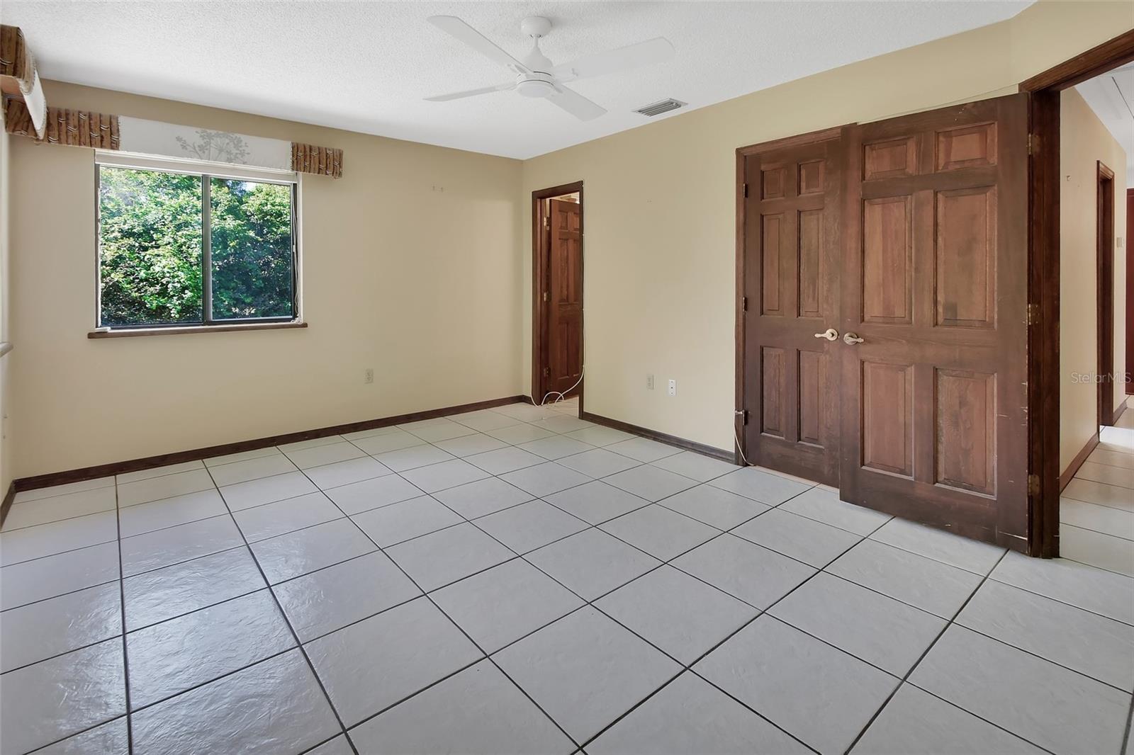 1105 BURGOYNE RD, DELAND, FL, 32720