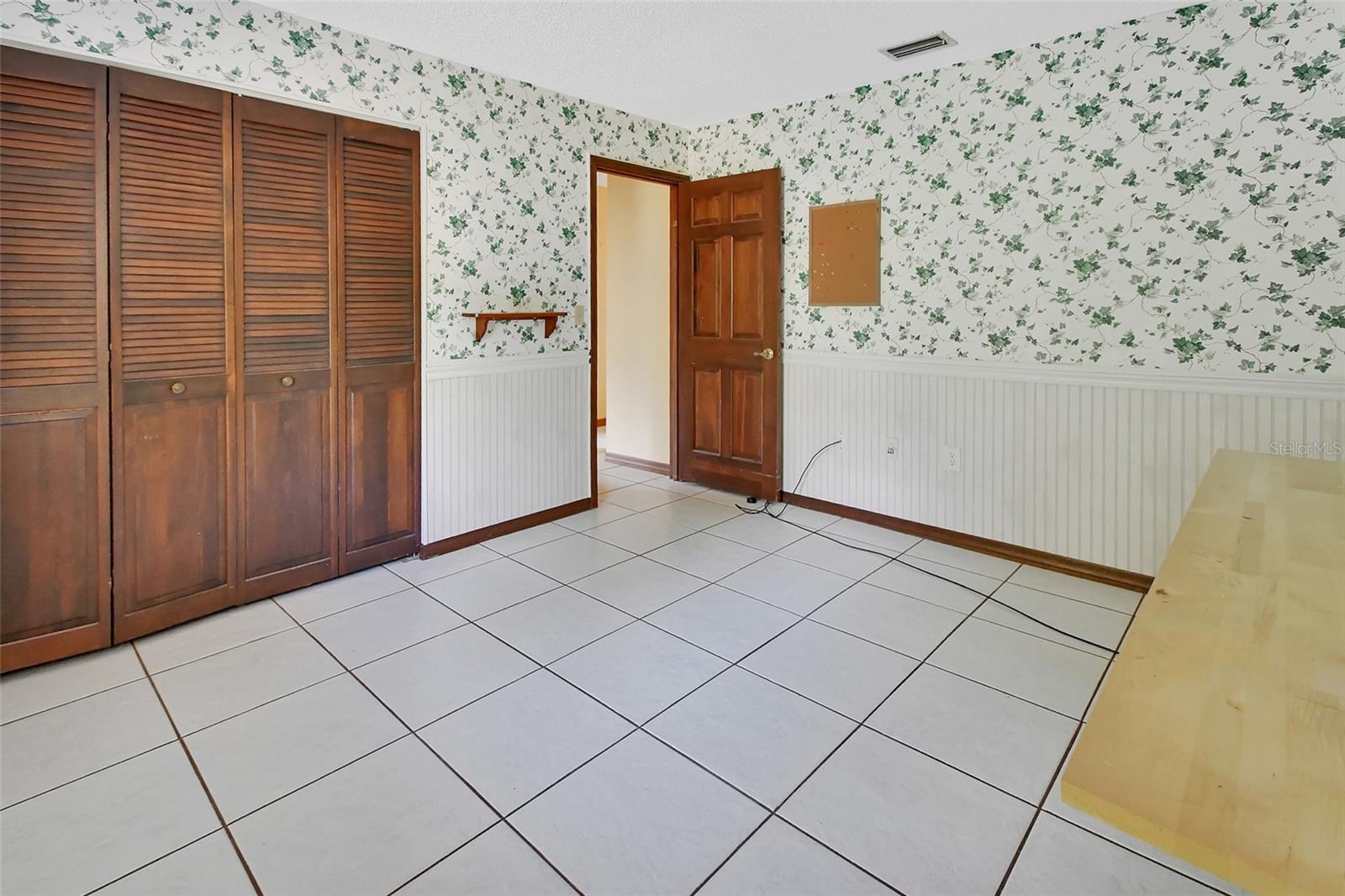 1105 BURGOYNE RD, DELAND, FL, 32720