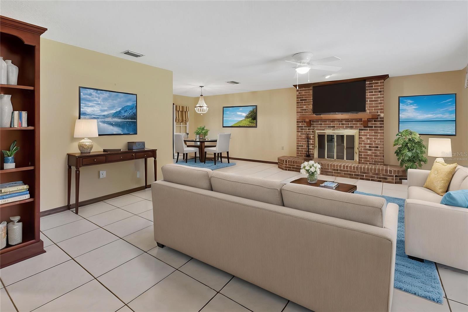 1105 BURGOYNE RD, DELAND, FL, 32720