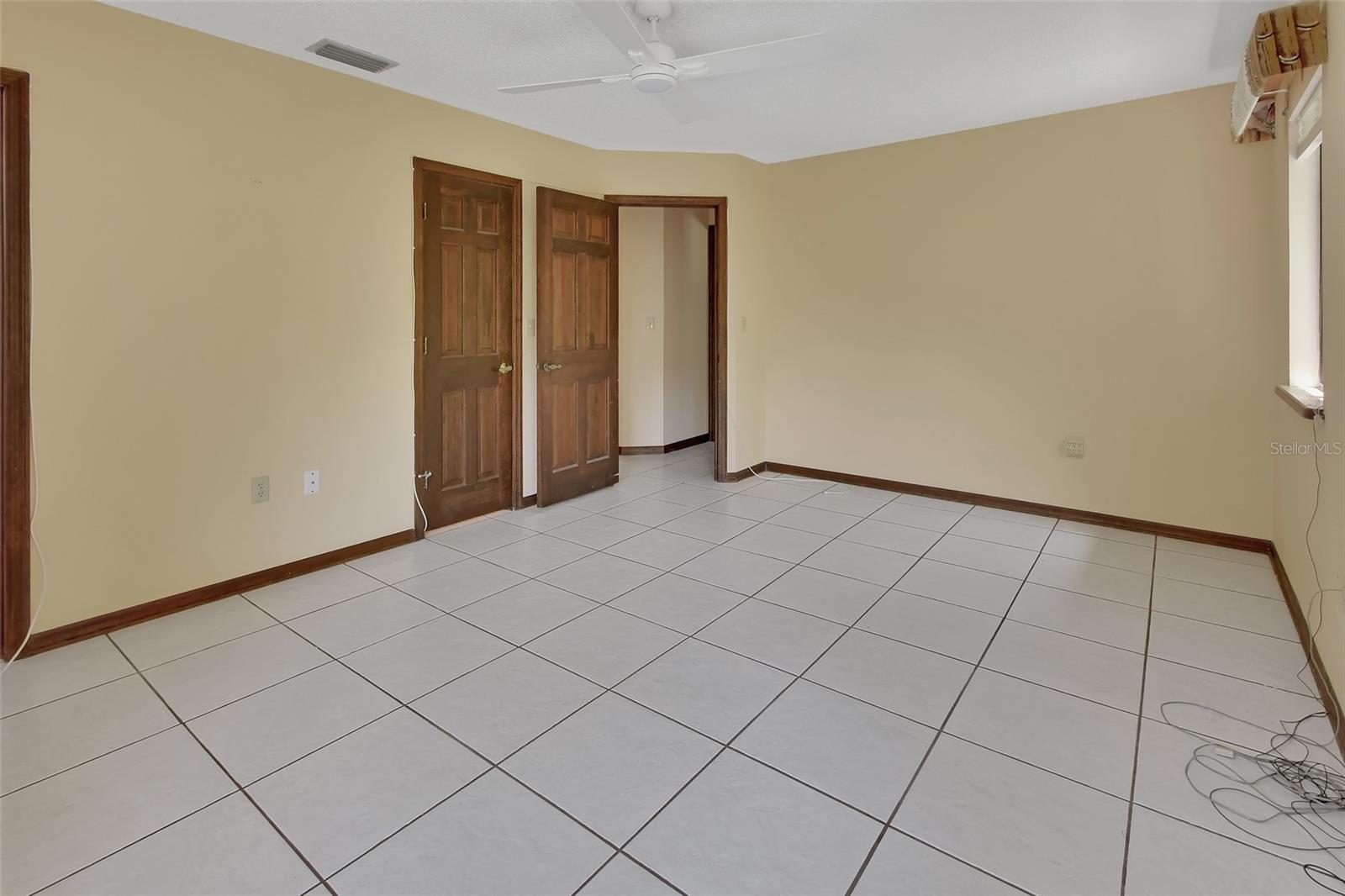 1105 BURGOYNE RD, DELAND, FL, 32720