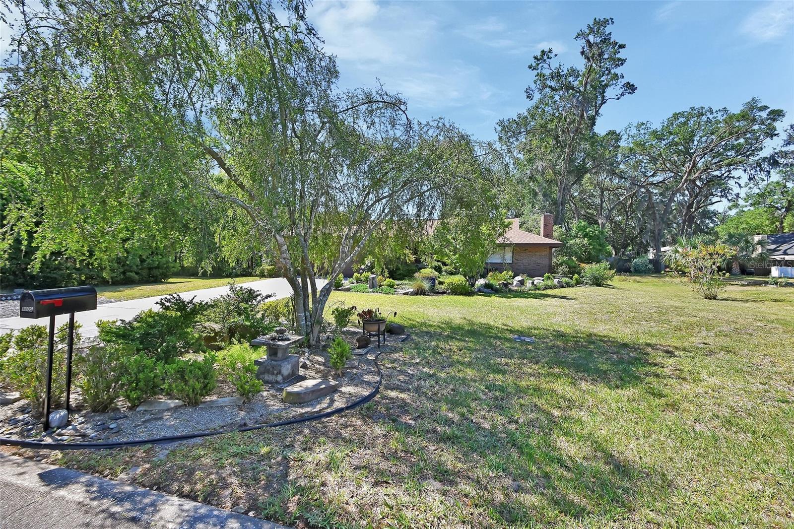 1105 BURGOYNE RD, DELAND, FL, 32720