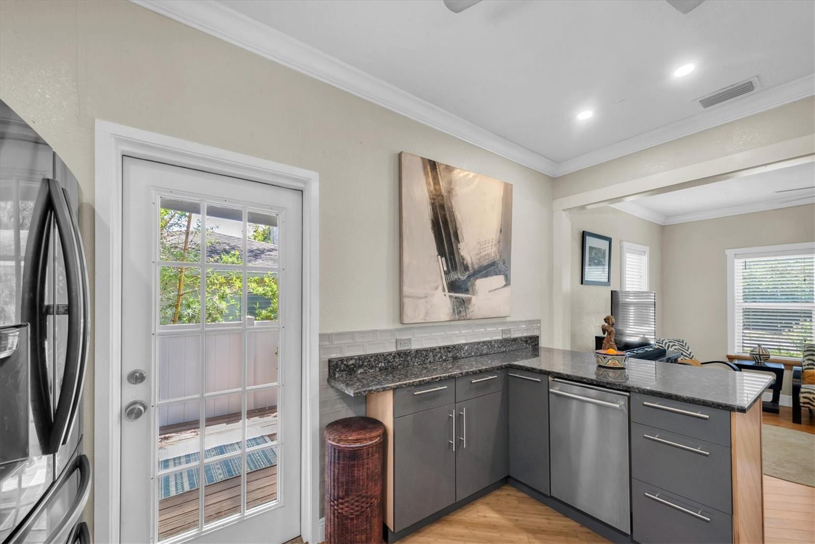 1225 27TH ST N, ST PETERSBURG, FL, 33713