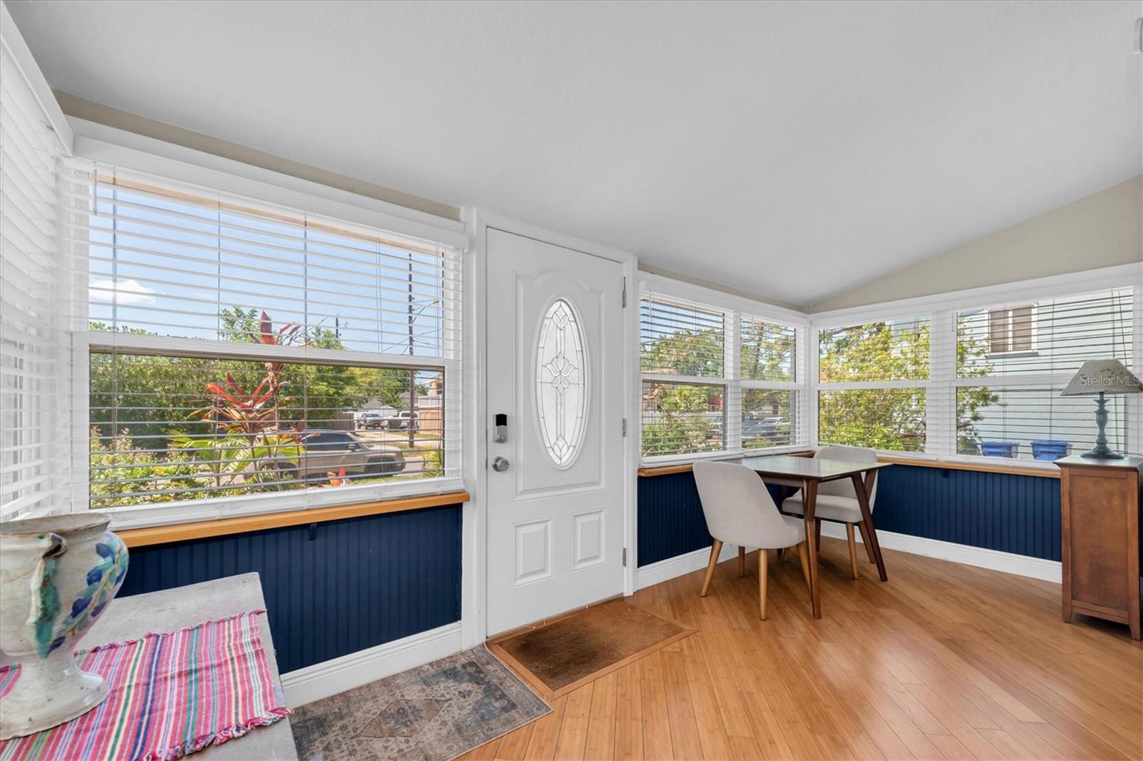 1225 27TH ST N, ST PETERSBURG, FL, 33713