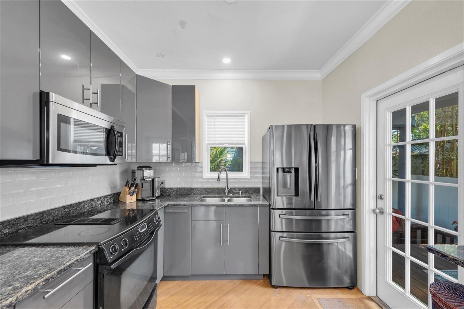 1225 27TH ST N, ST PETERSBURG, FL, 33713