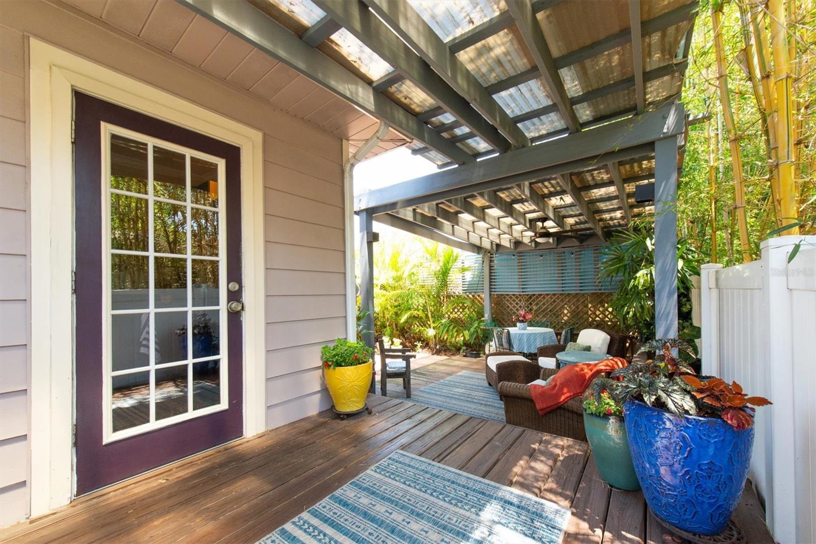 1225 27TH ST N, ST PETERSBURG, FL, 33713