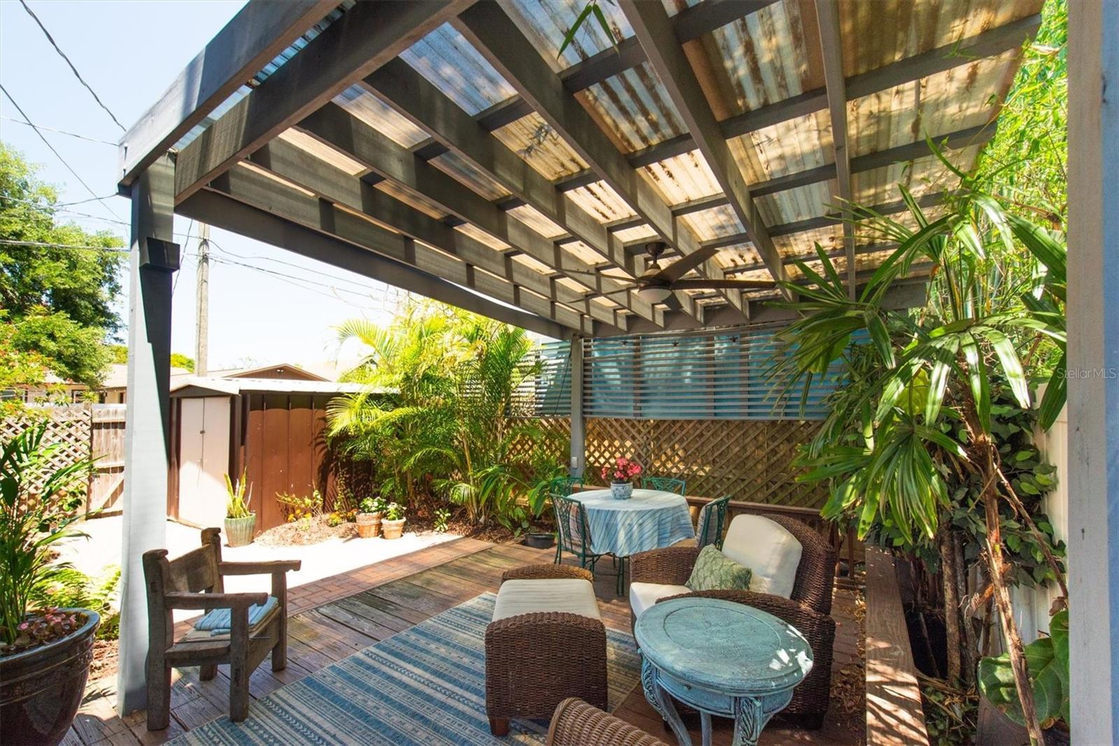 1225 27TH ST N, ST PETERSBURG, FL, 33713