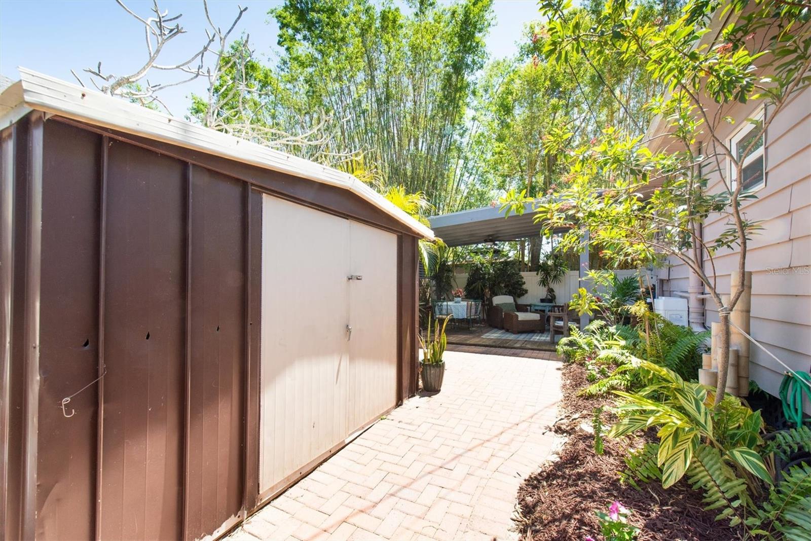 1225 27TH ST N, ST PETERSBURG, FL, 33713