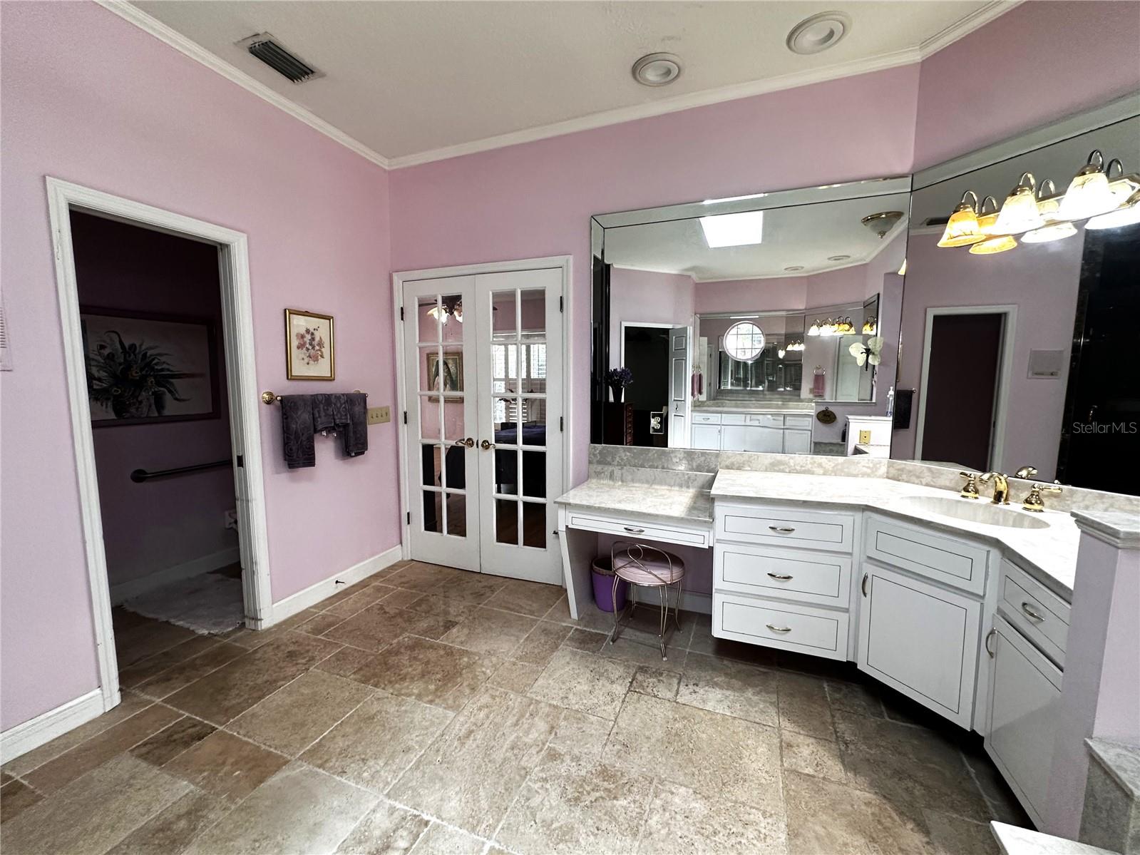 8935 JONATHAN MANOR DR, ORLANDO, FL, 32819