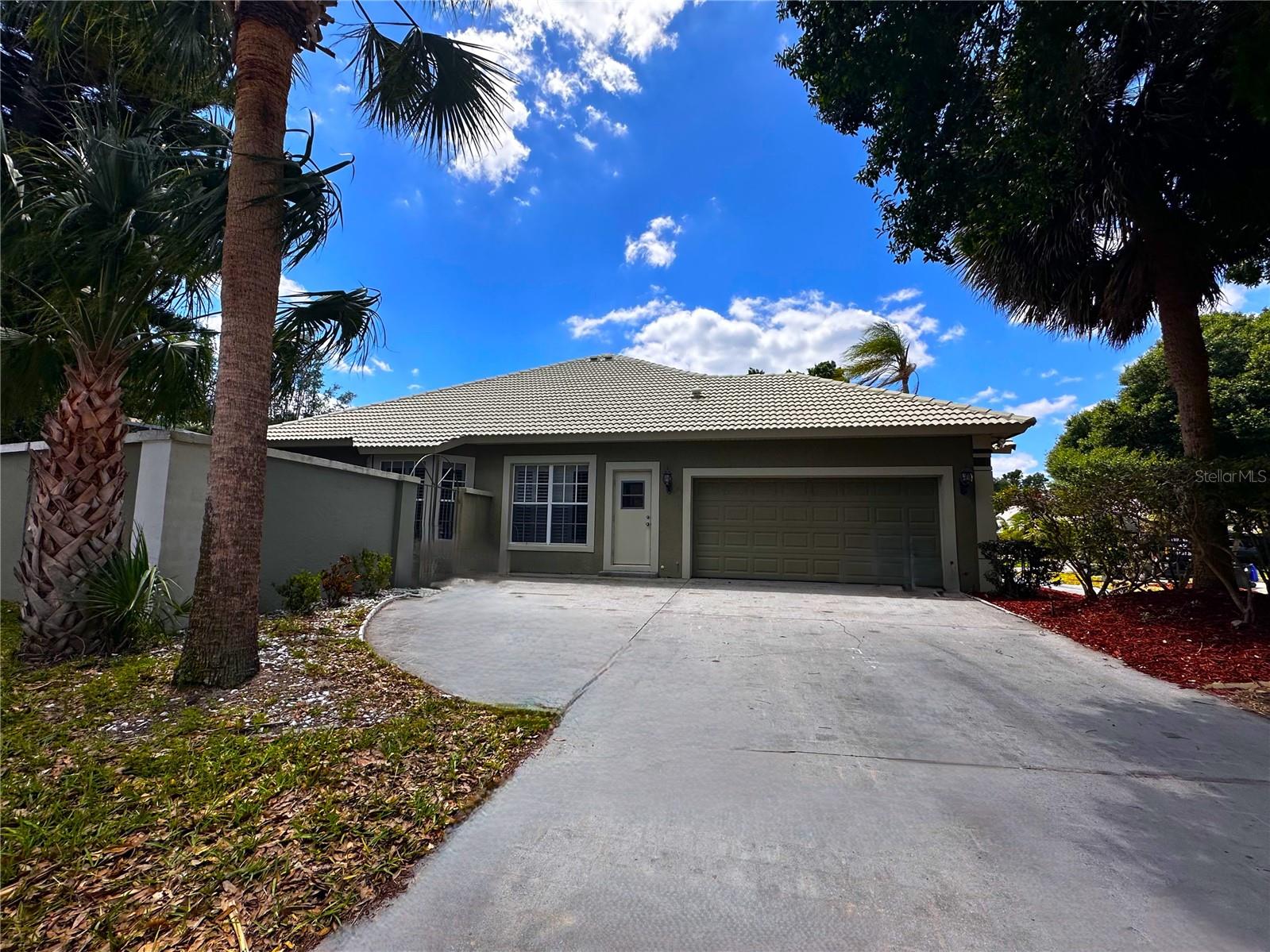8935 JONATHAN MANOR DR, ORLANDO, FL, 32819