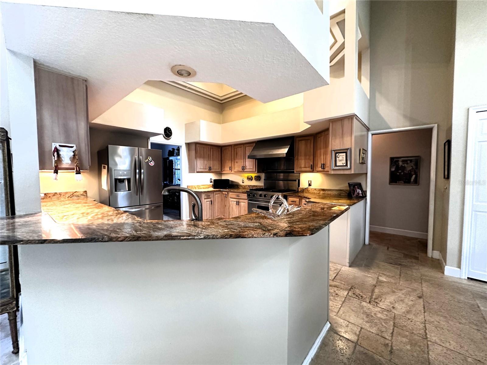 8935 JONATHAN MANOR DR, ORLANDO, FL, 32819