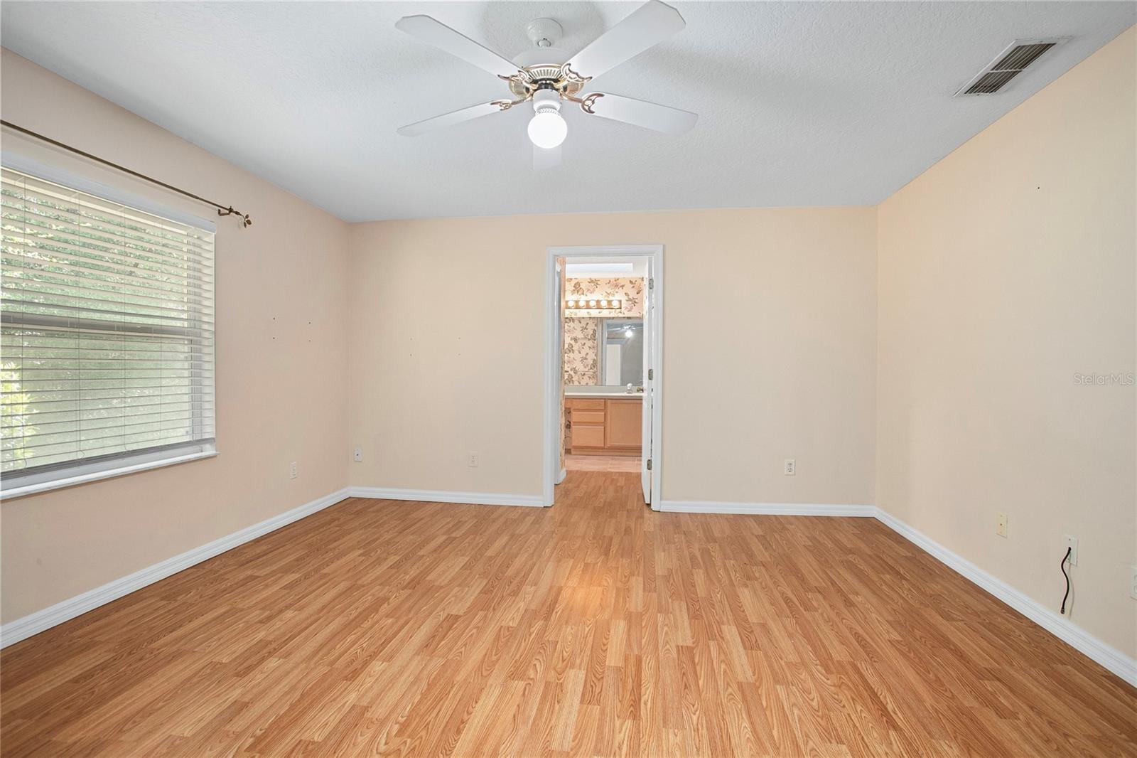 405 SECLUDED OAKS TRL, DELAND, FL, 32724