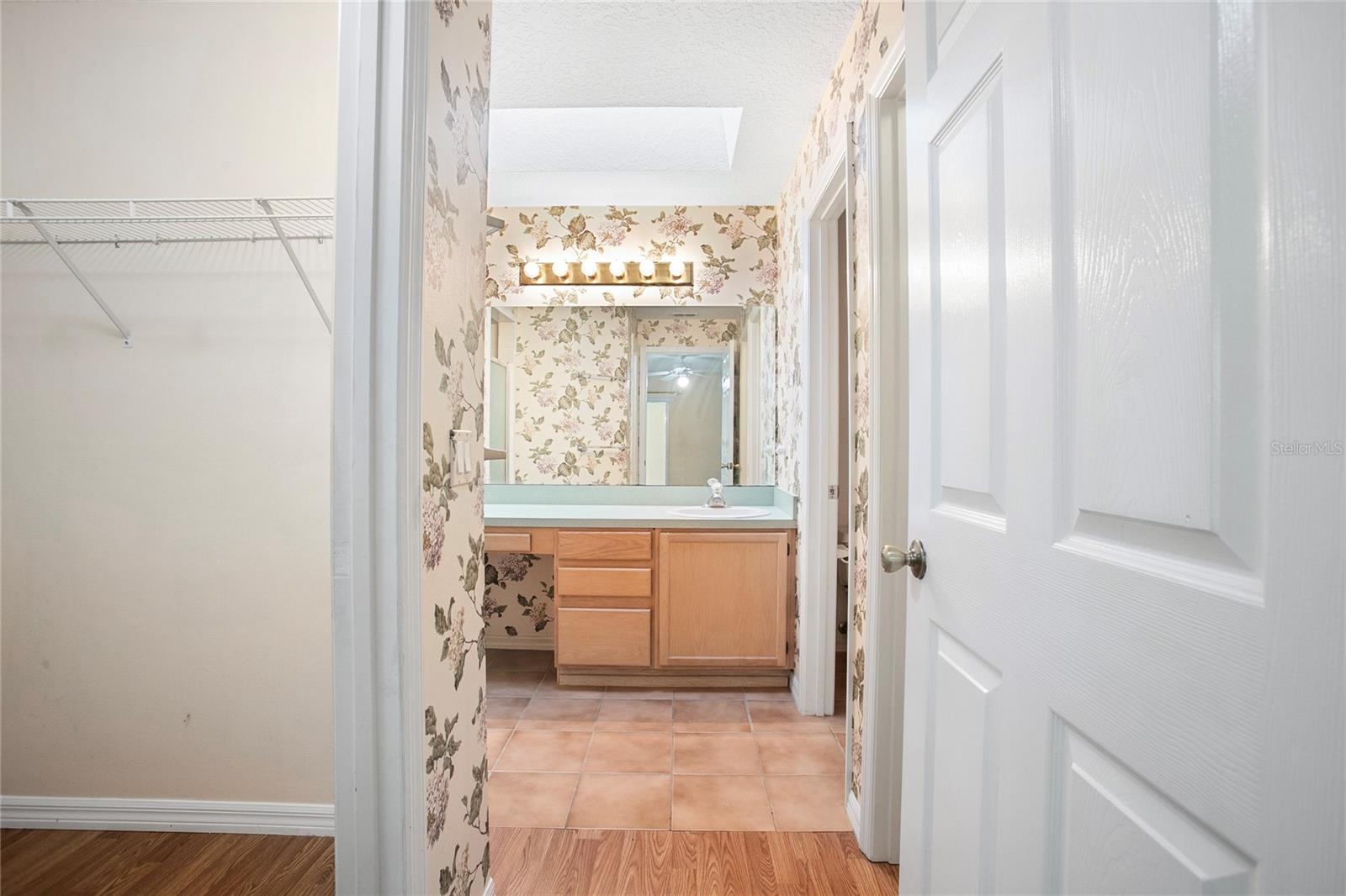 405 SECLUDED OAKS TRL, DELAND, FL, 32724