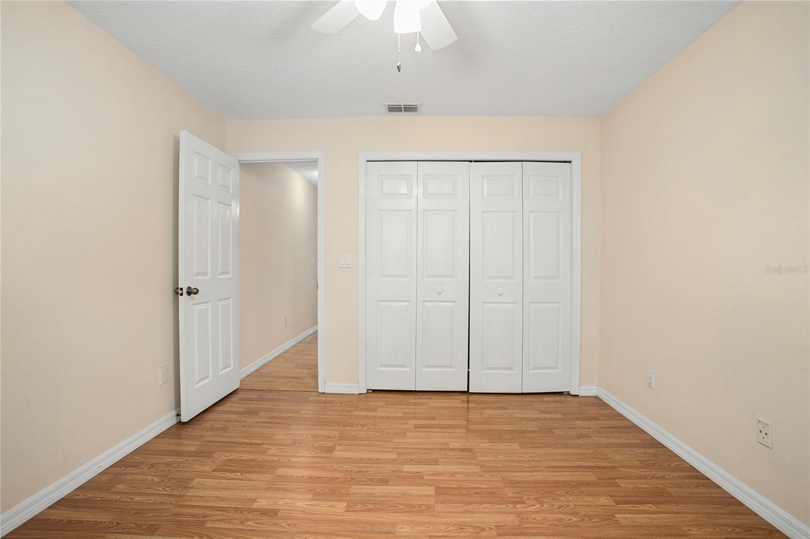 405 SECLUDED OAKS TRL, DELAND, FL, 32724