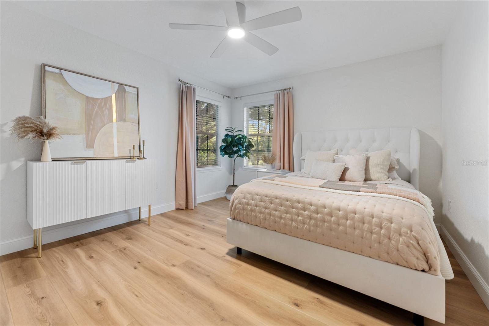 4677 DEL SOL BLVD, SARASOTA, FL, 34243