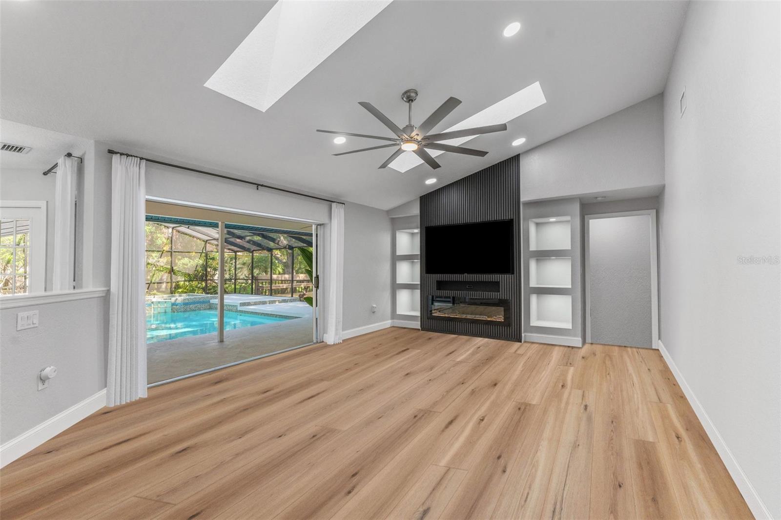 4677 DEL SOL BLVD, SARASOTA, FL, 34243