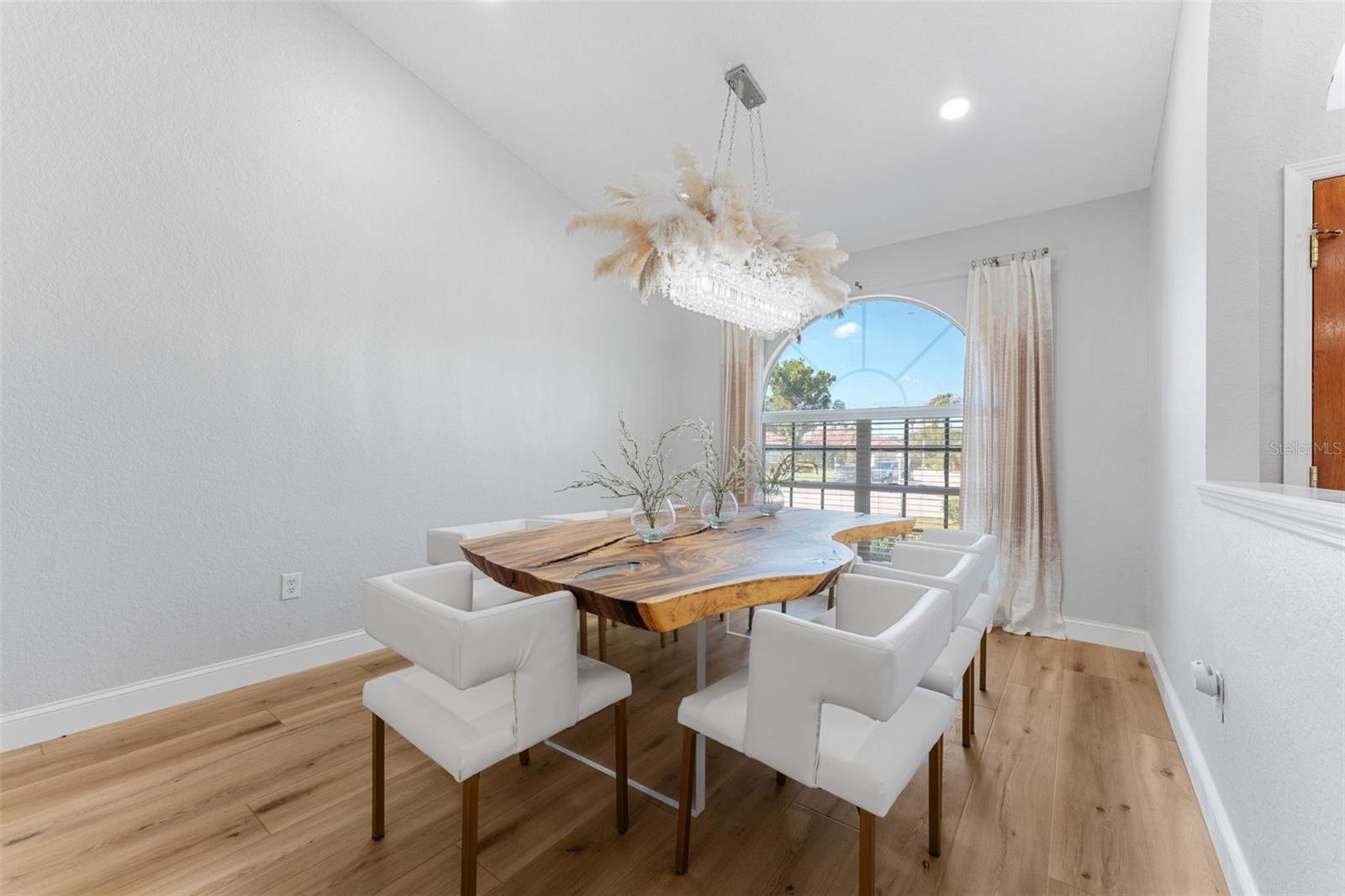 4677 DEL SOL BLVD, SARASOTA, FL, 34243