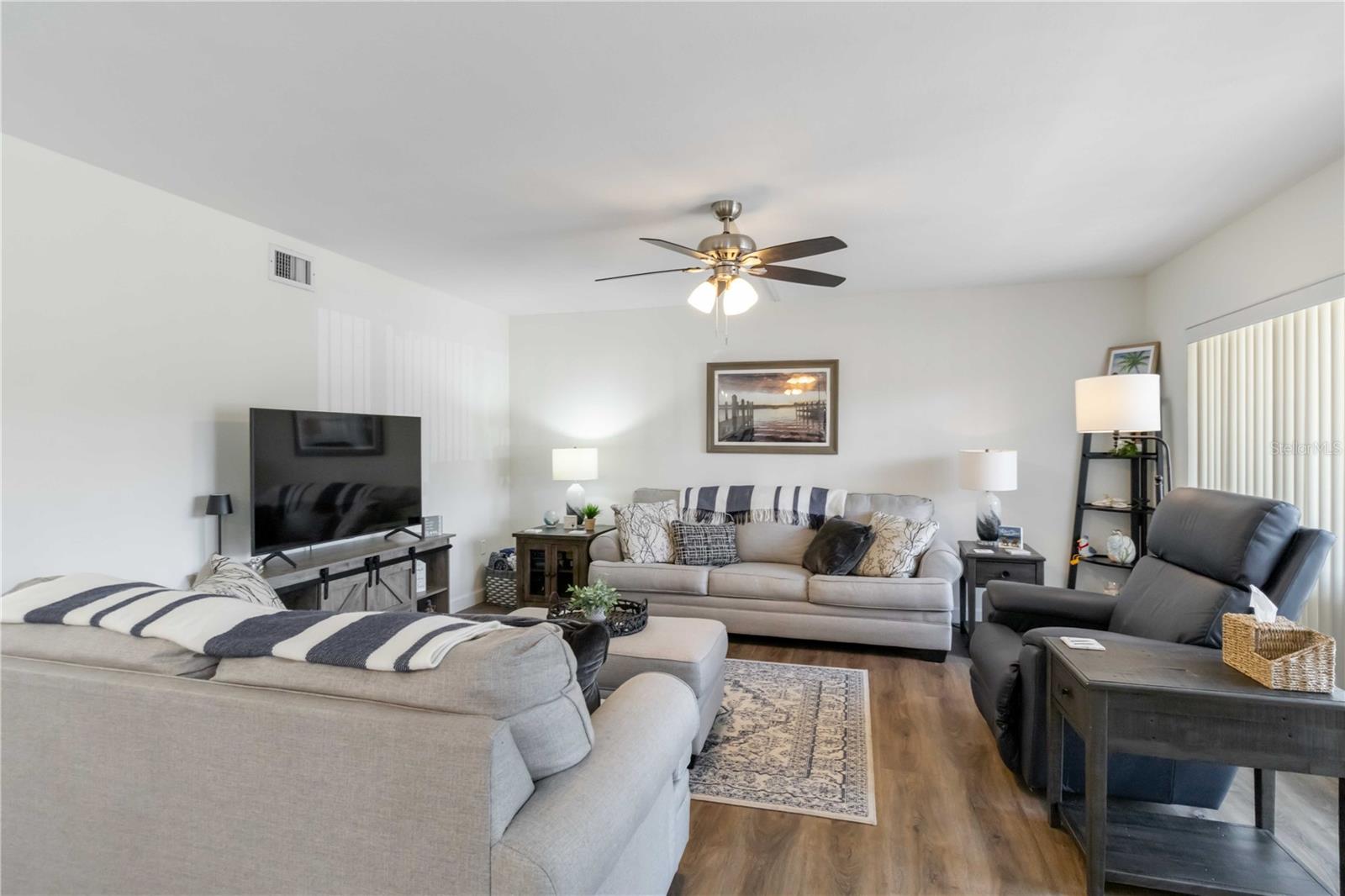 5416 SWIFT RD #27, SARASOTA, FL, 34231