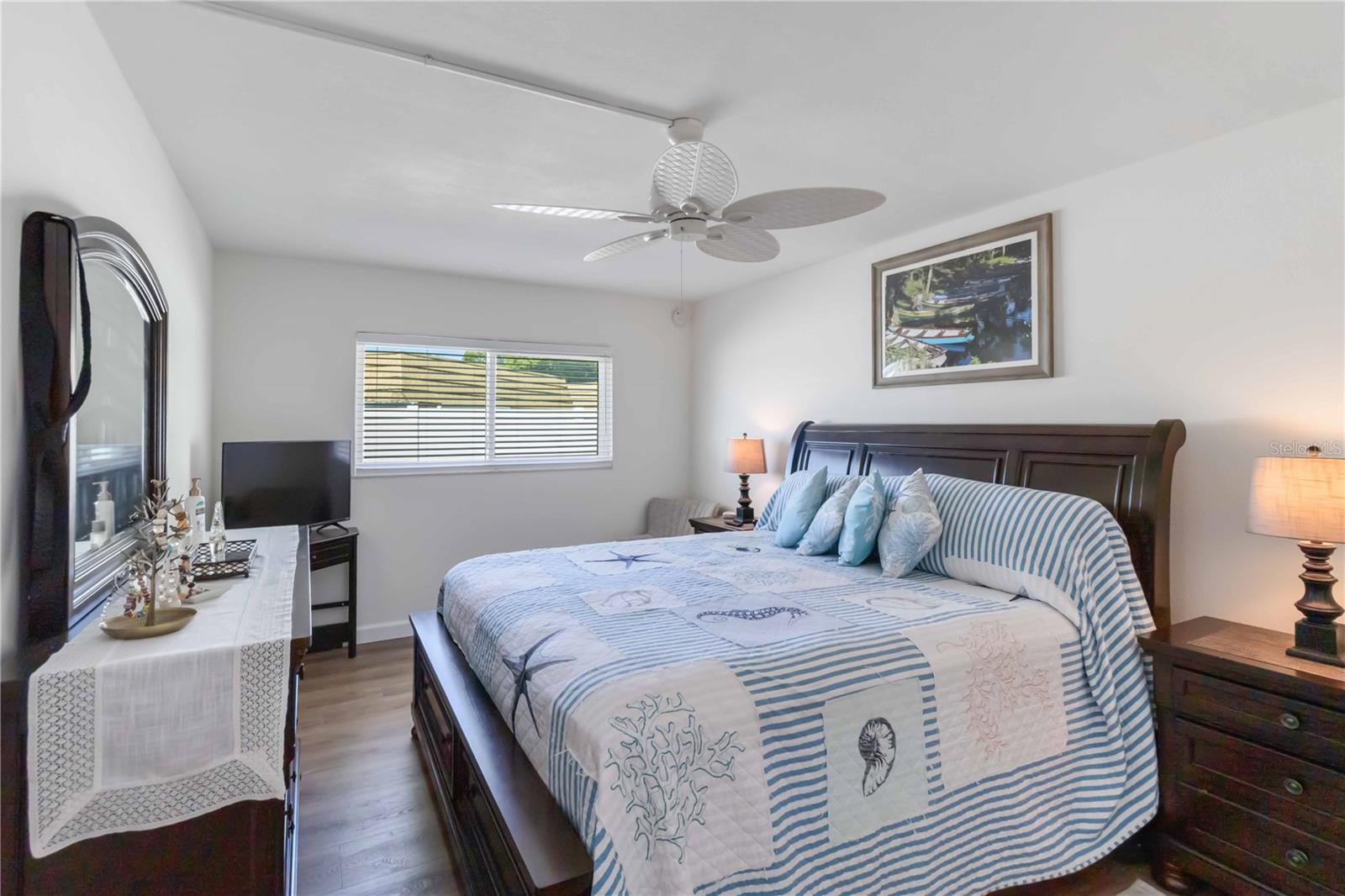 5416 SWIFT RD #27, SARASOTA, FL, 34231