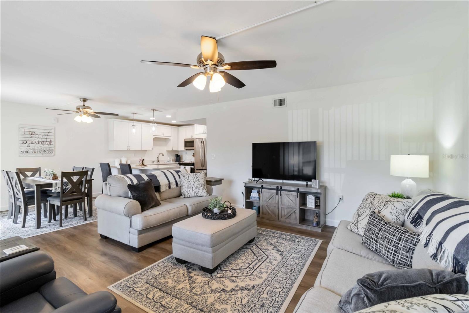 5416 SWIFT RD #27, SARASOTA, FL, 34231