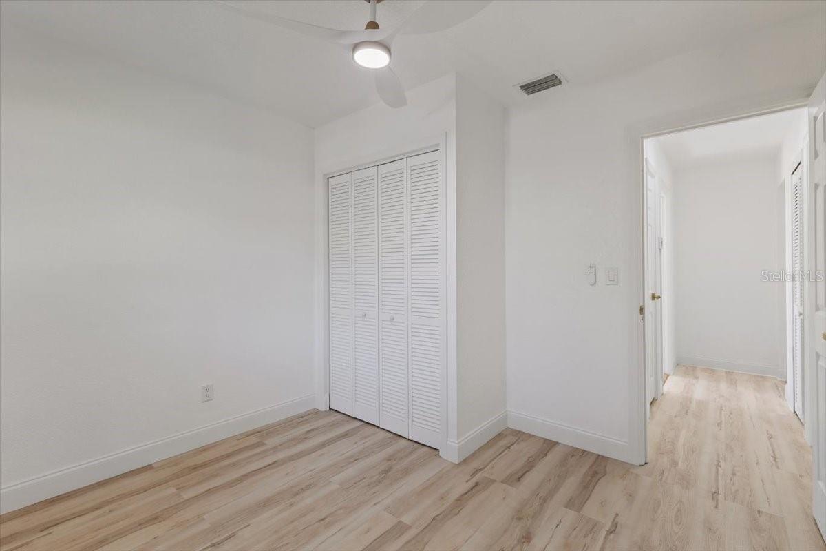 1979 E SKYLINE DR, CLEARWATER, FL, 33763