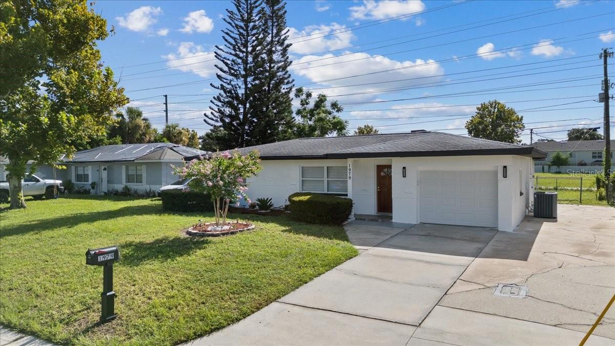 1979 E SKYLINE DR, CLEARWATER, FL, 33763