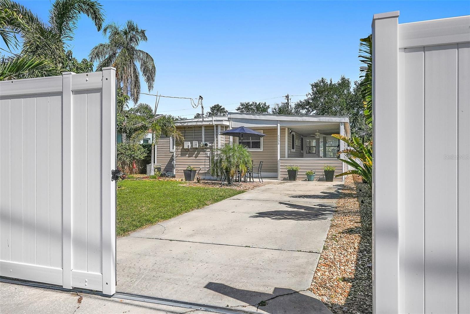 4538 9TH AVE N, ST PETERSBURG, FL, 33713