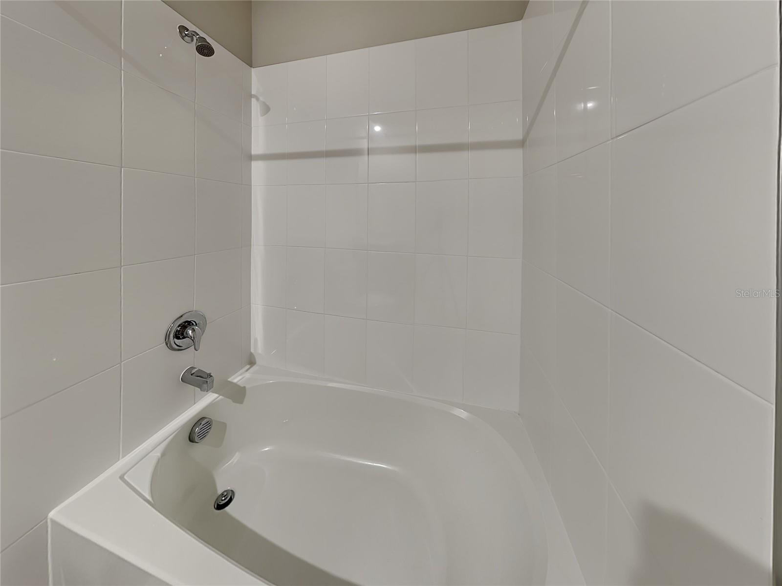 2410 BRASSIE CT, WINTER HAVEN, FL, 33884