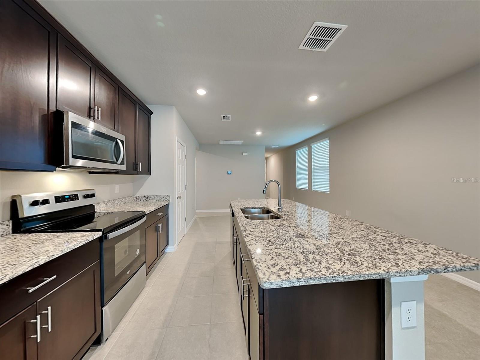 2410 BRASSIE CT, WINTER HAVEN, FL, 33884