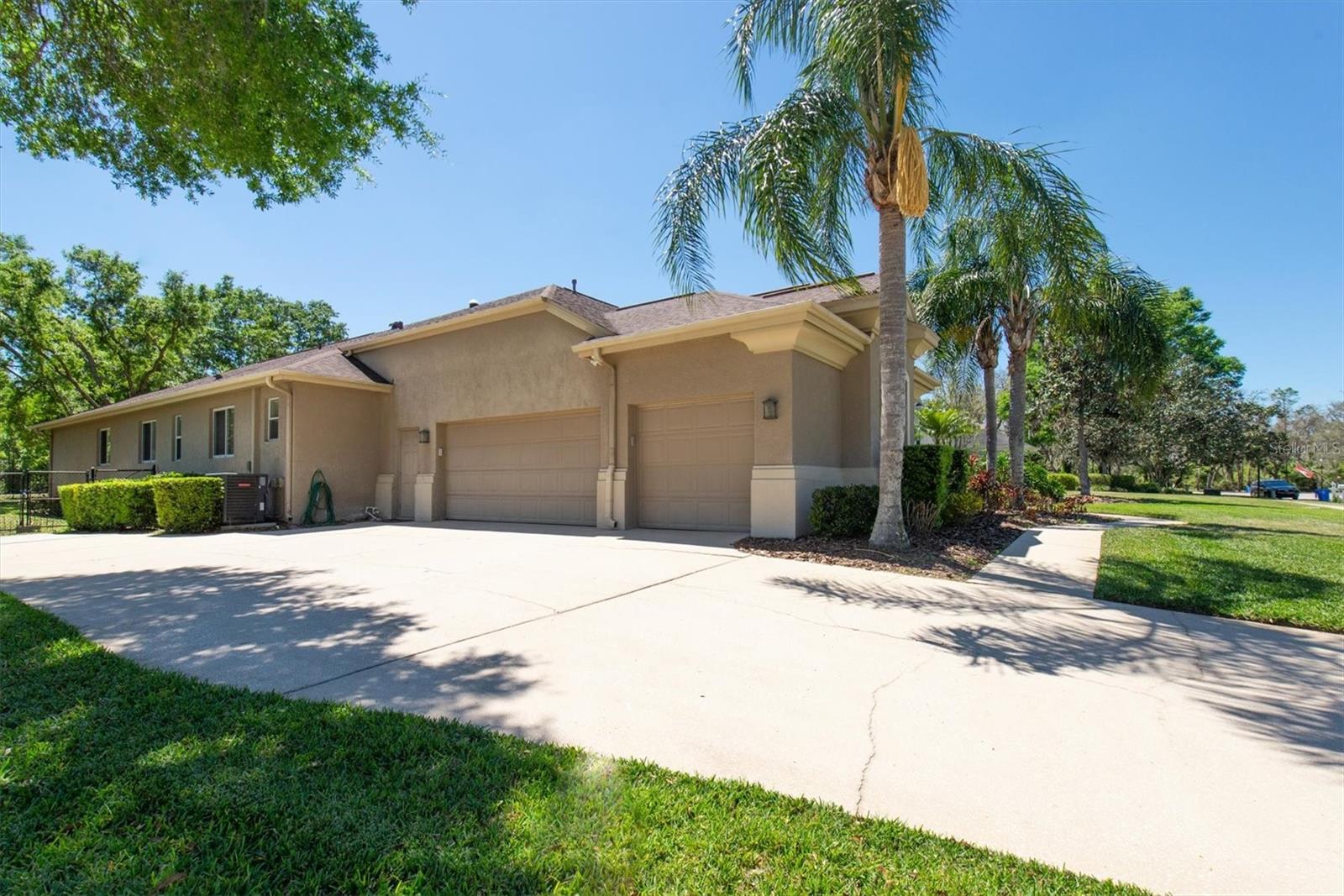 5807 THOREAU PL, LITHIA, FL, 33547