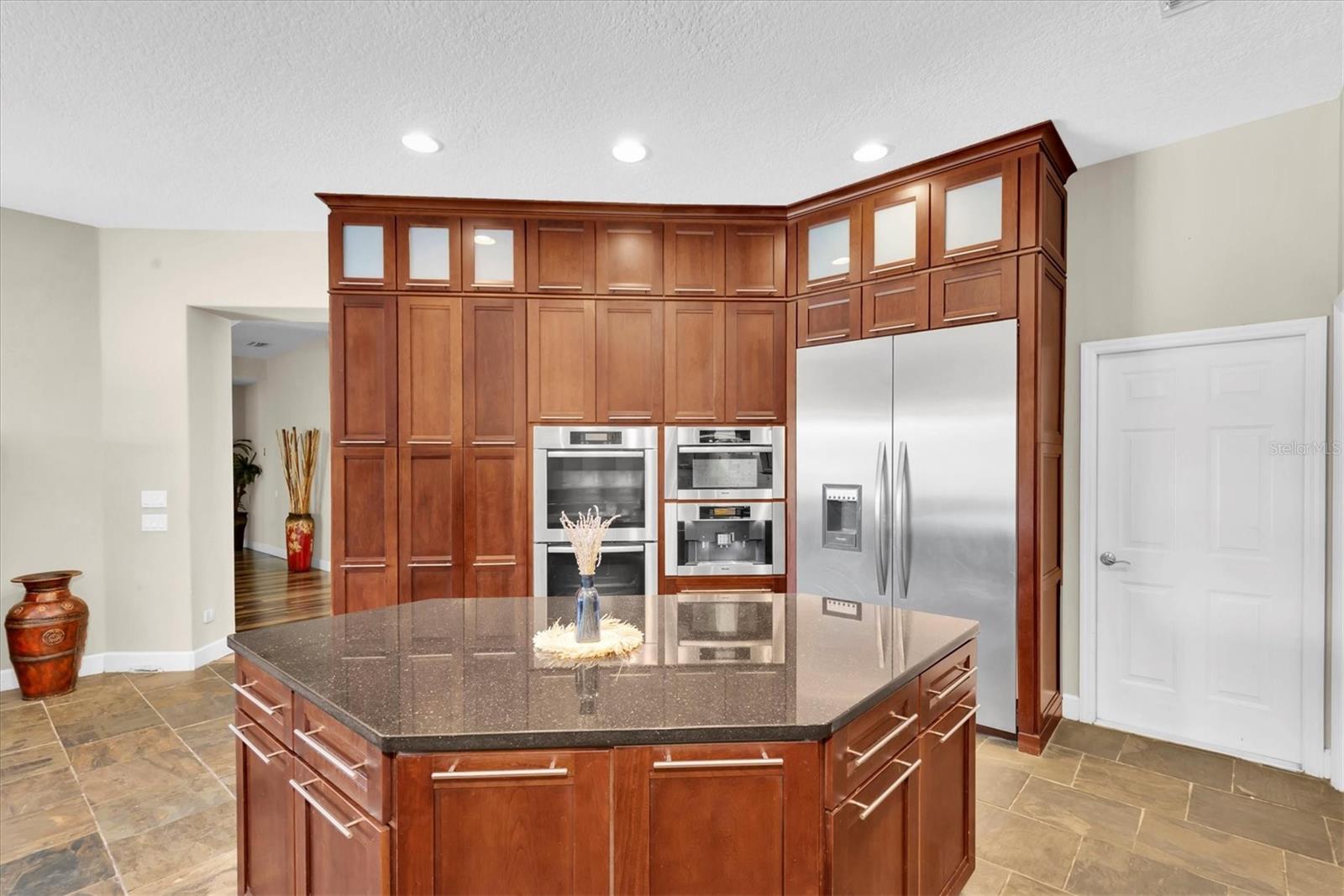 5807 THOREAU PL, LITHIA, FL, 33547