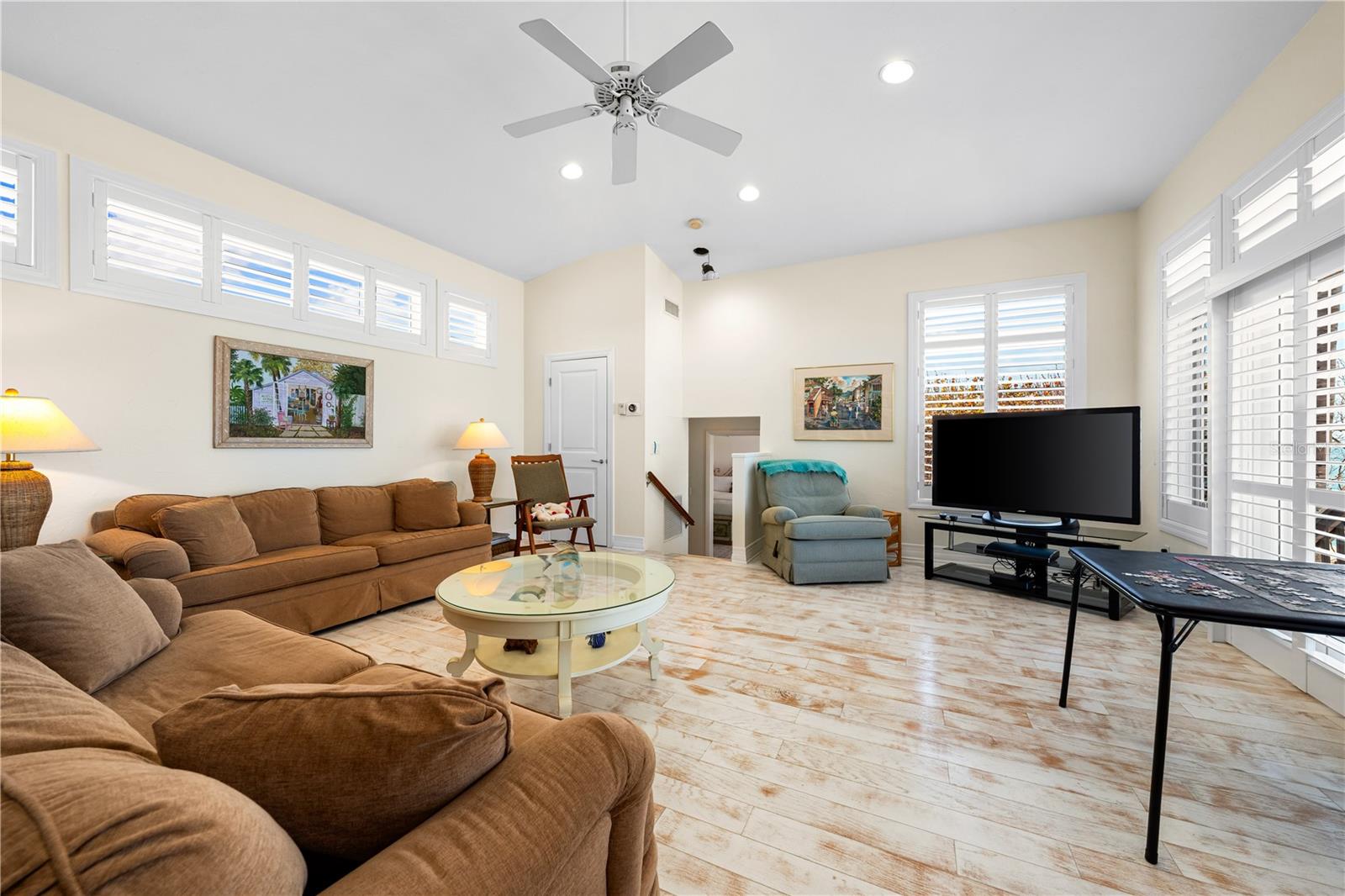 A4648285 Property Photo