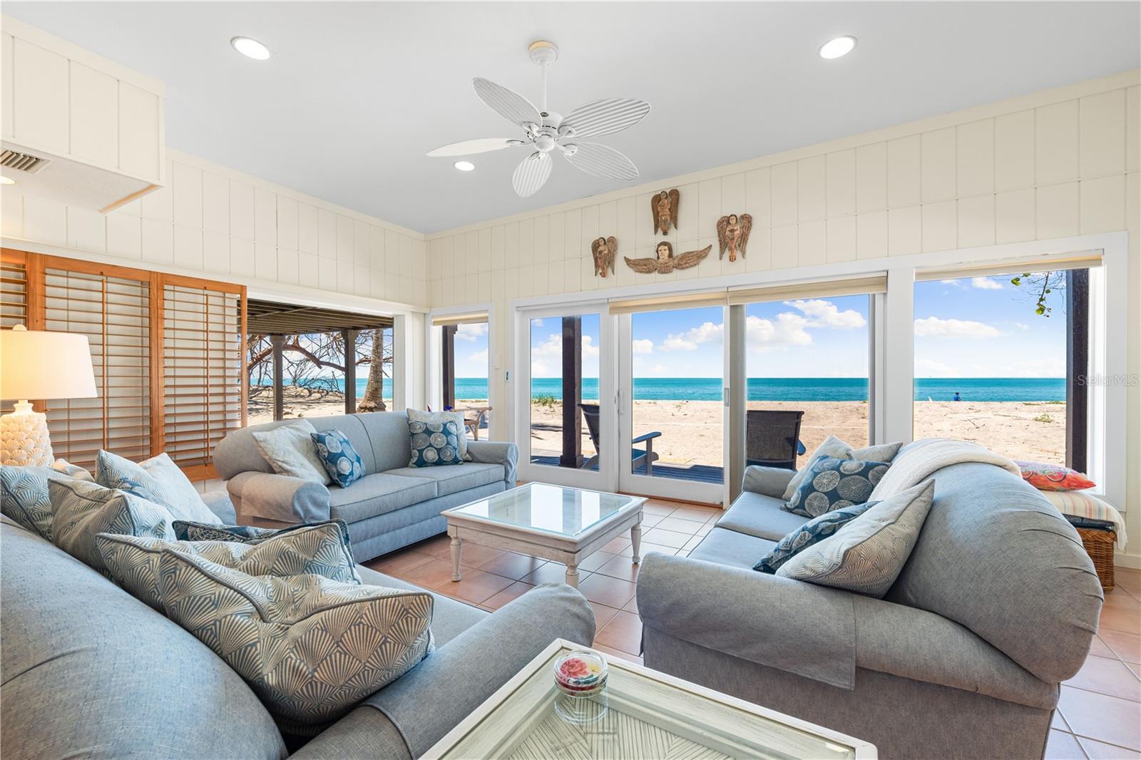 A4648285 Property Photo