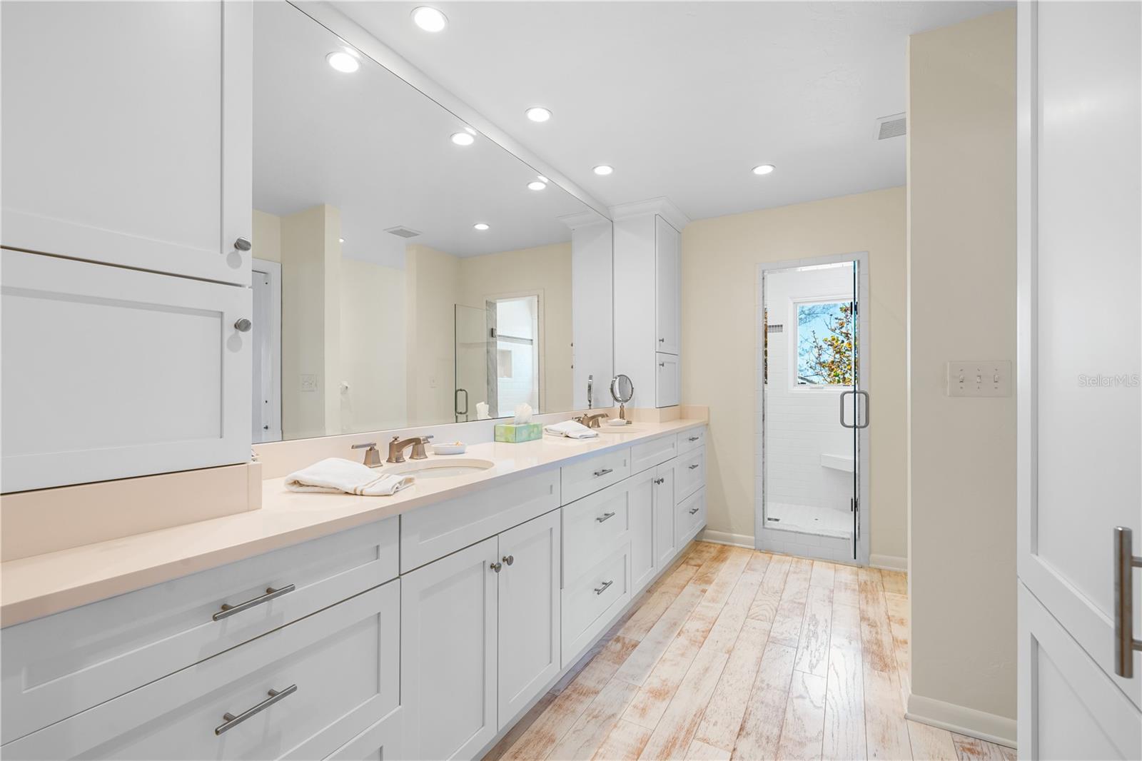 A4648285 Property Photo