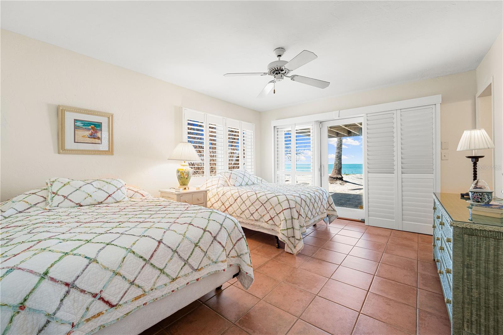 A4648285 Property Photo