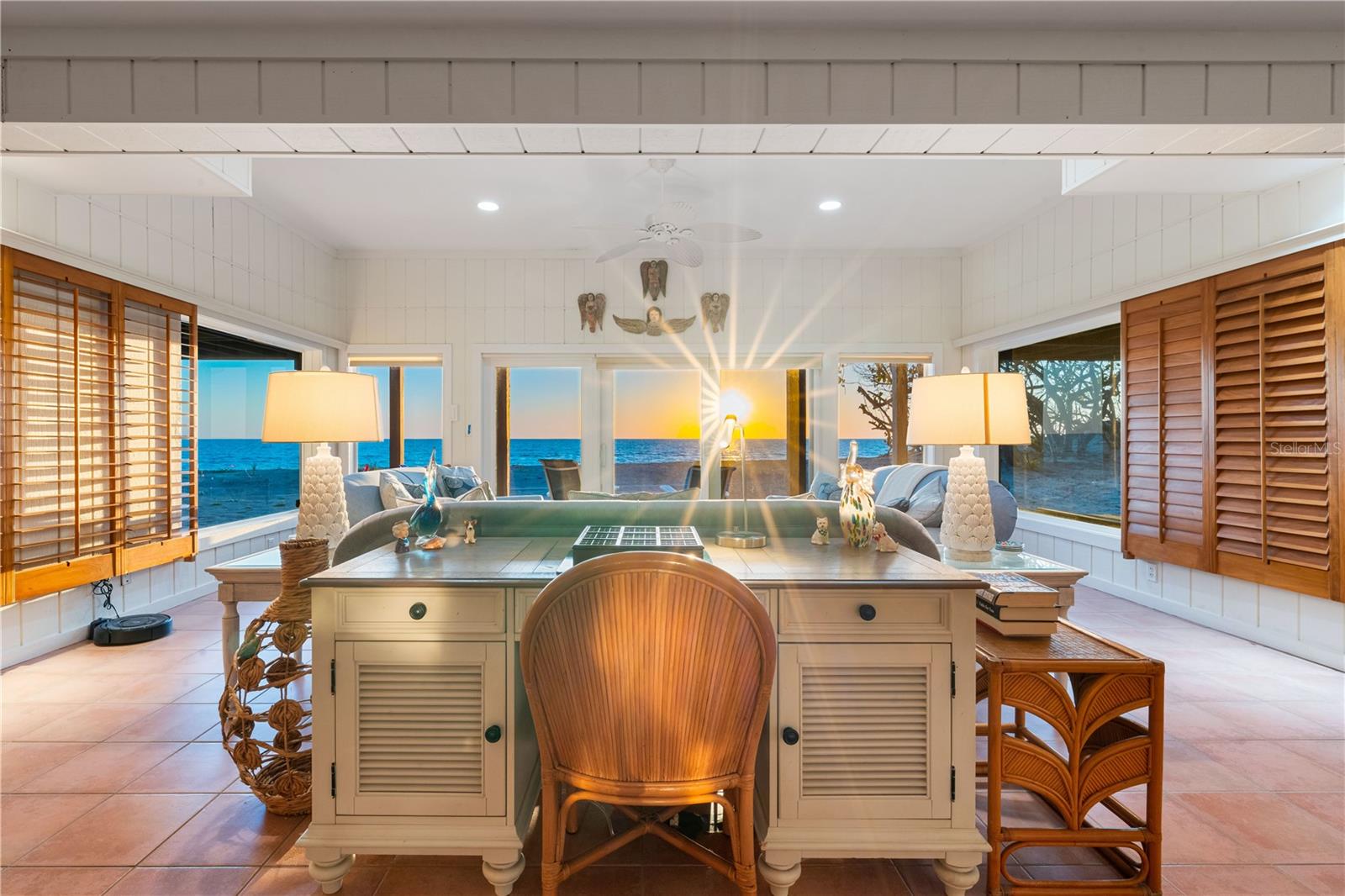 A4648285 Property Photo