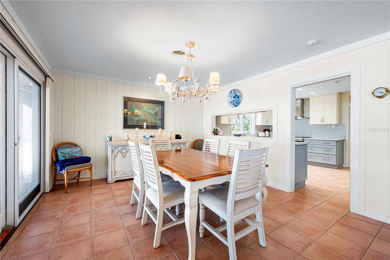 A4648285 Property Photo