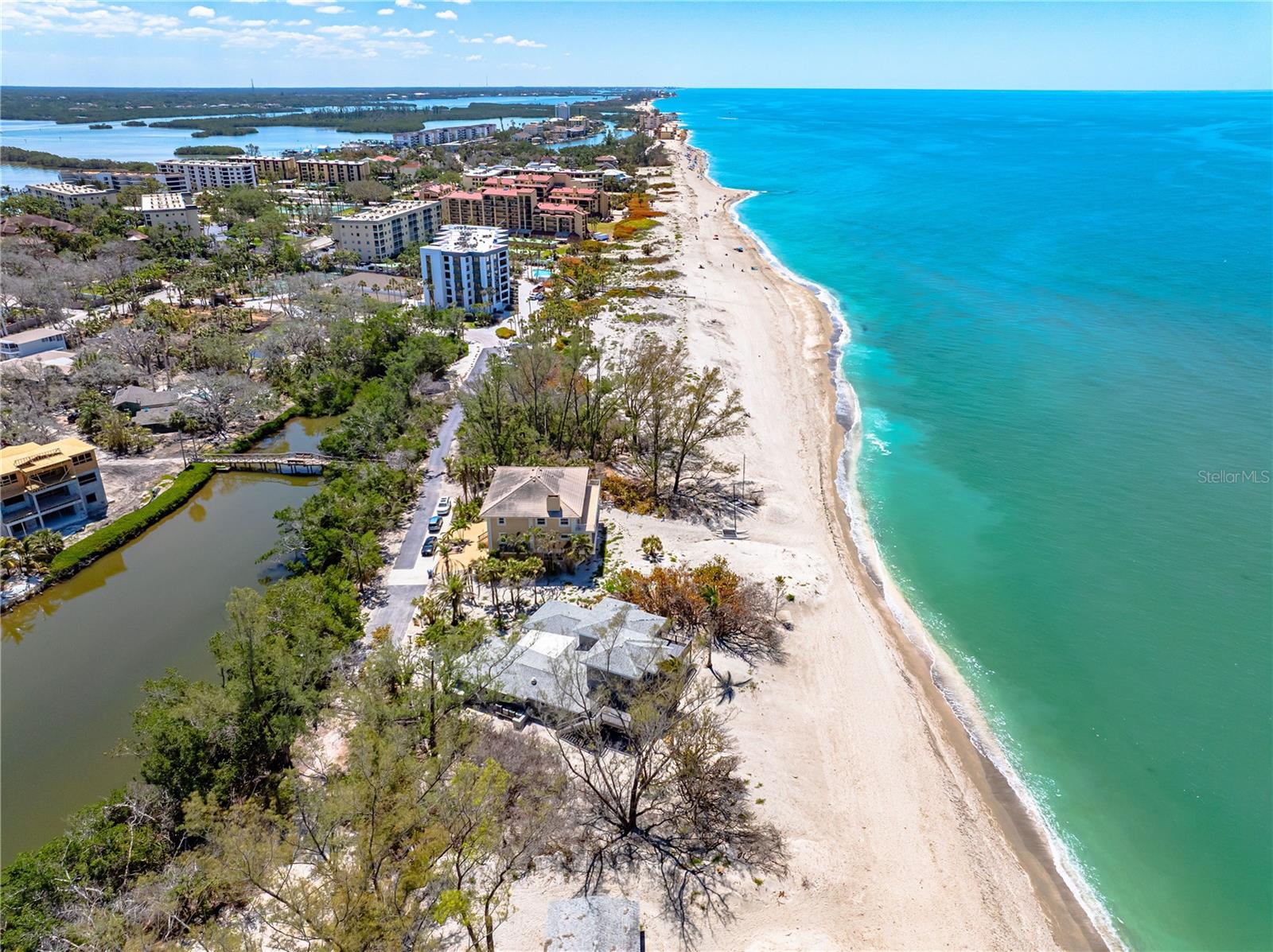 A4648285 Property Photo