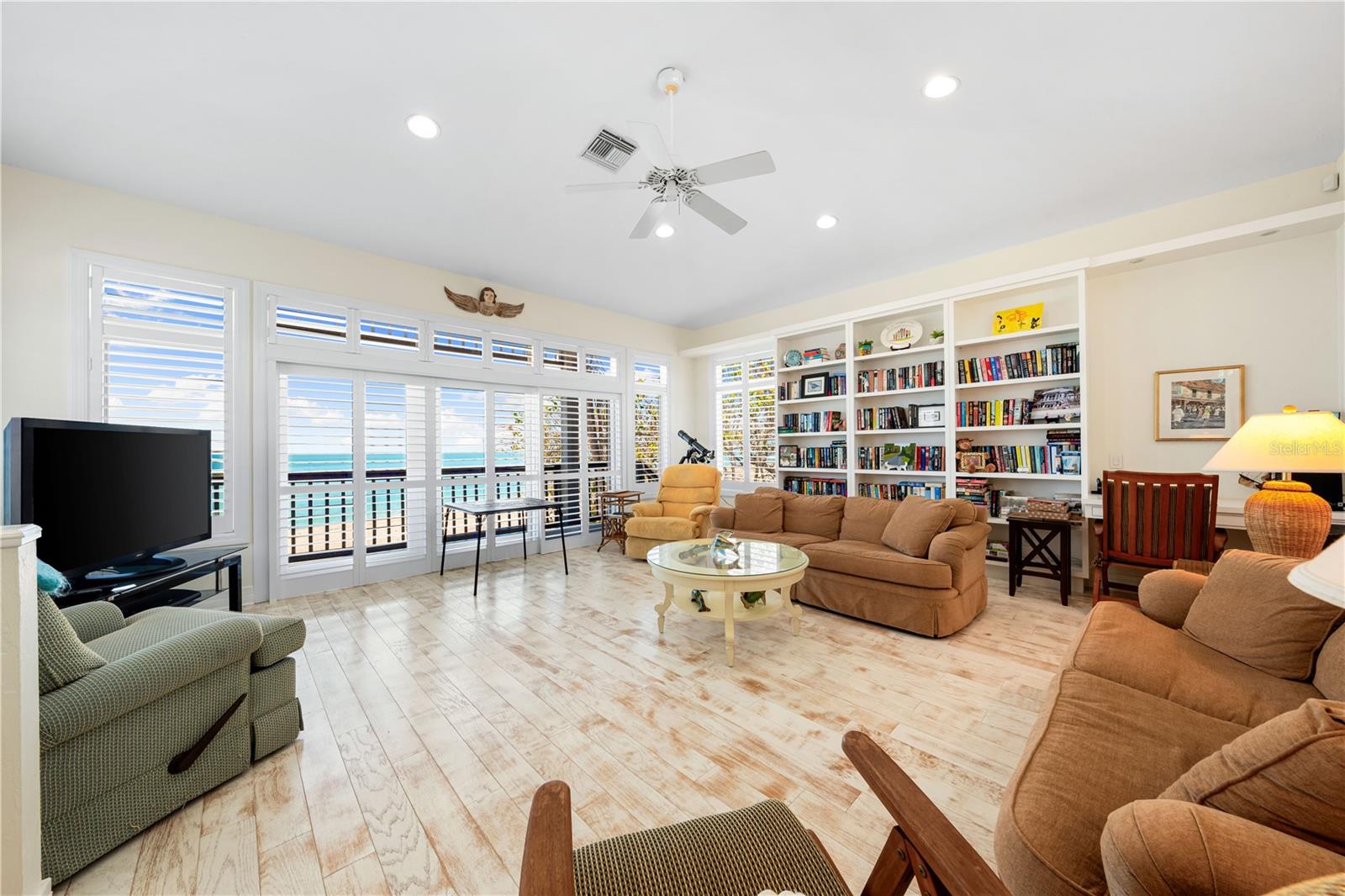 A4648285 Property Photo