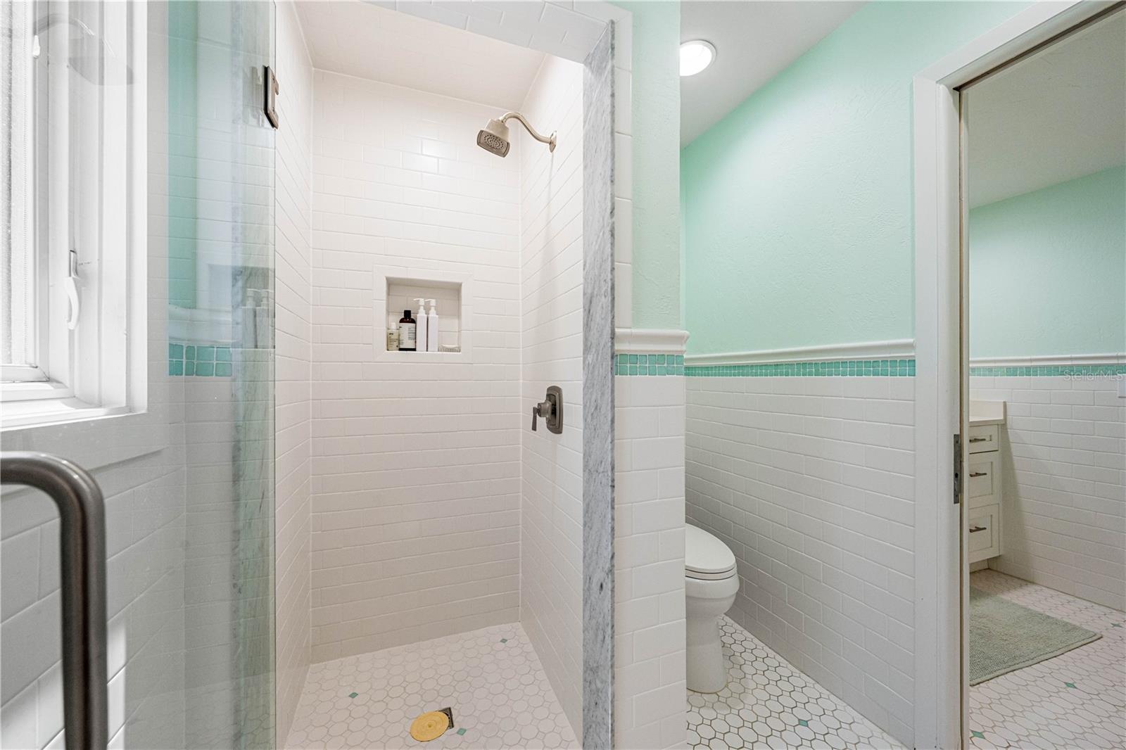 A4648285 Property Photo