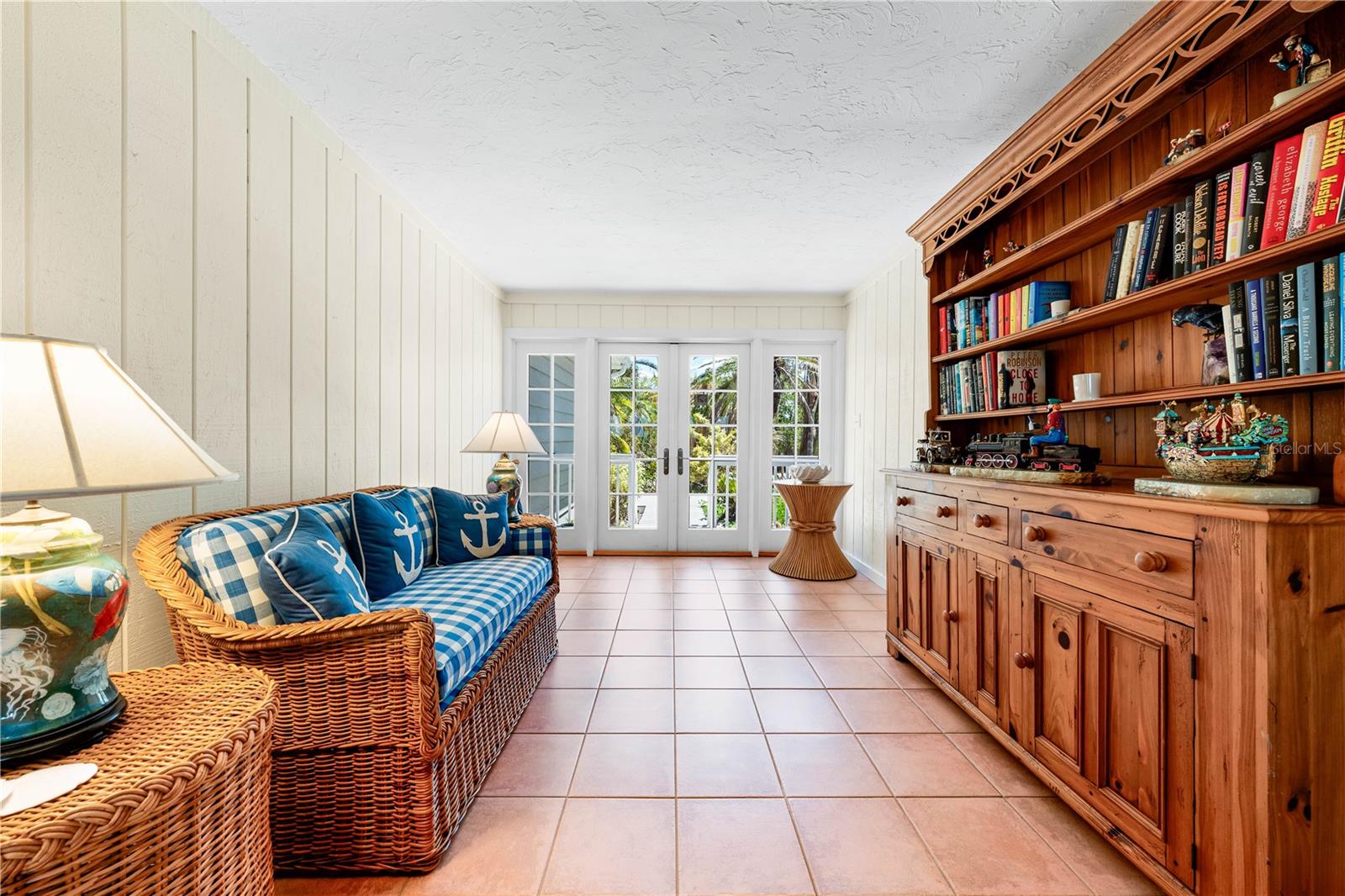 A4648285 Property Photo