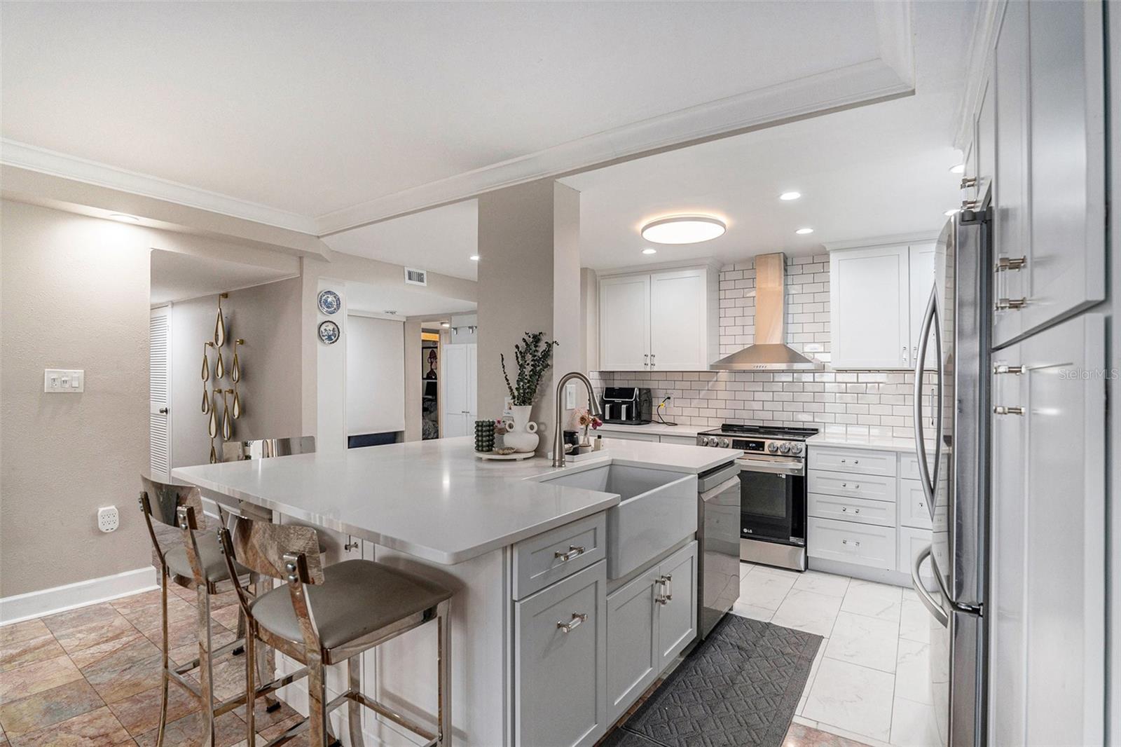 4141 BAYSHORE BLVD #1204, TAMPA, FL, 33611