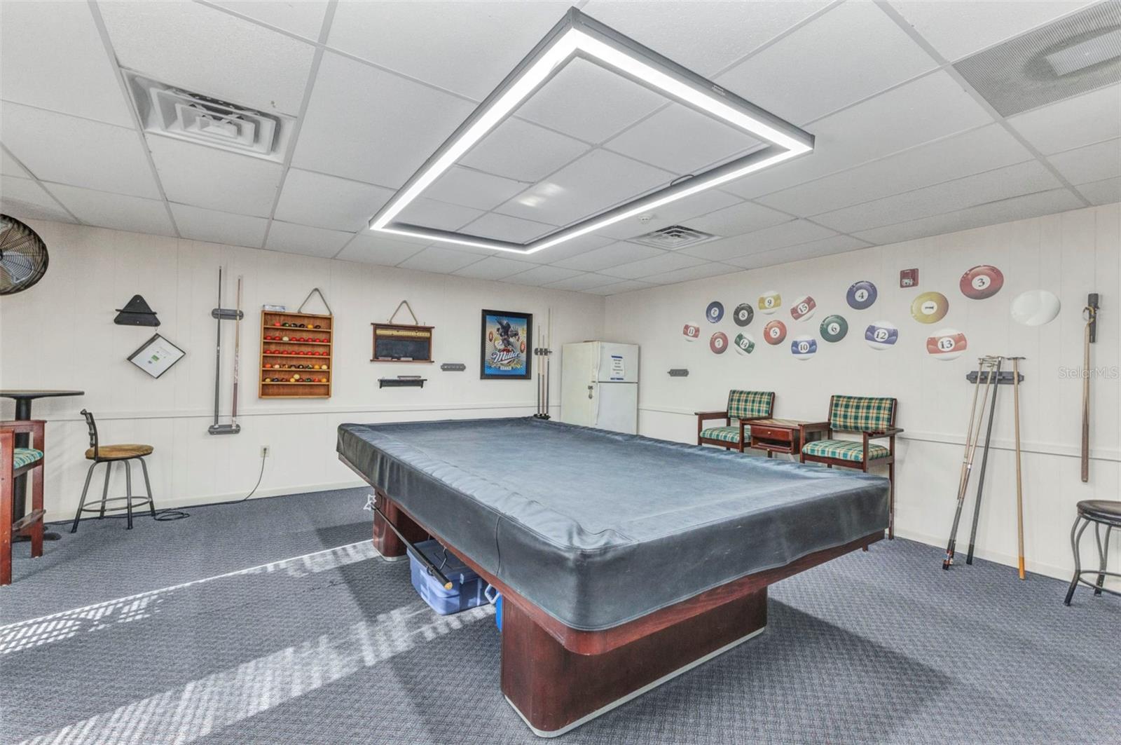 D6141868 Property Photo