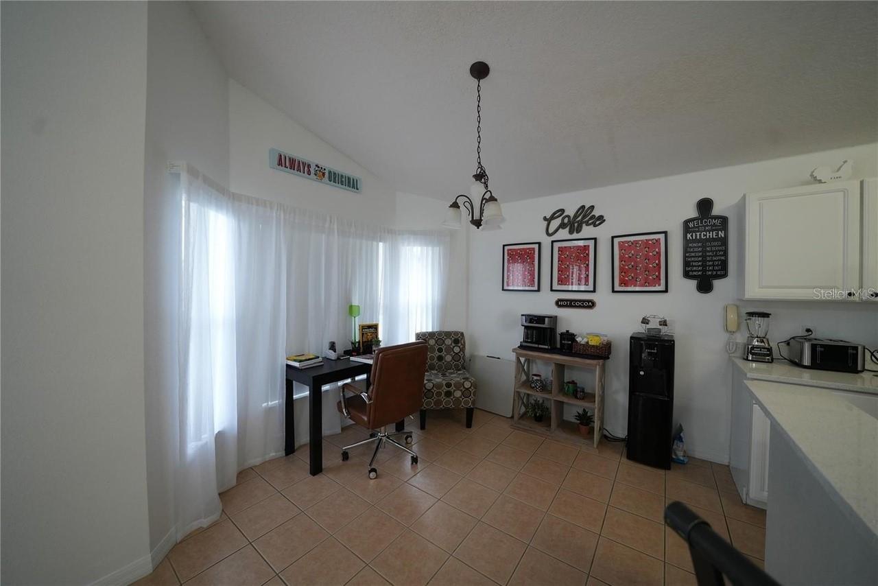 4742 CUMBRIAN LAKES DR, KISSIMMEE, FL, 34746