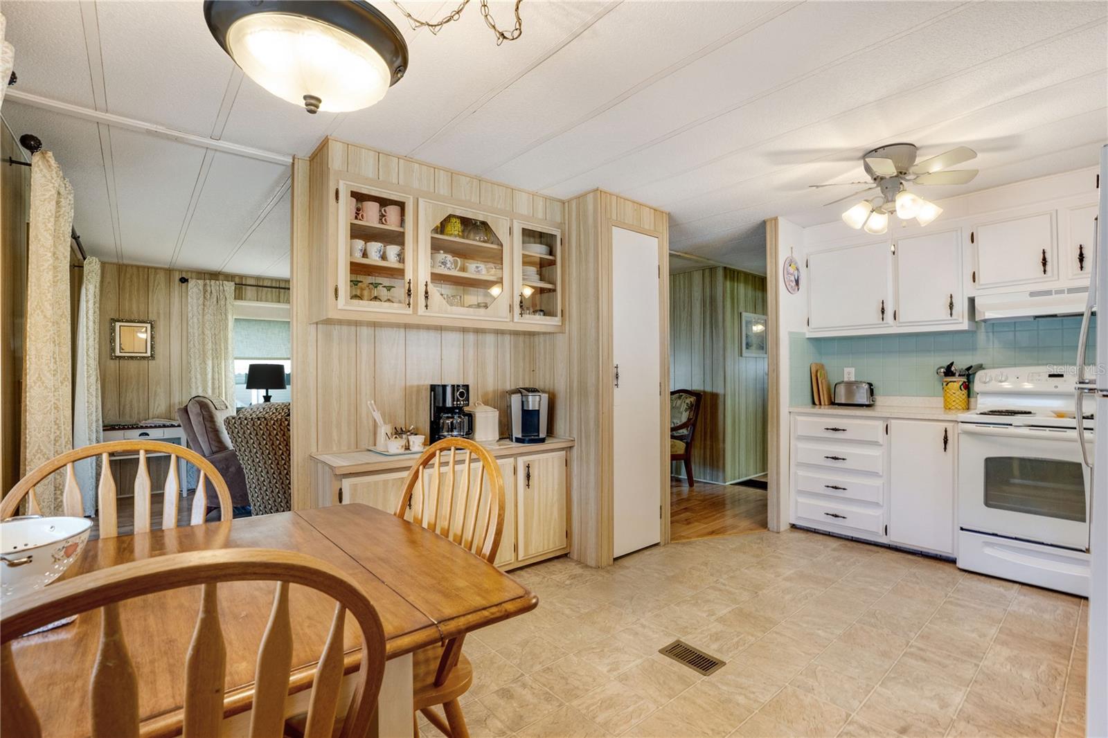 808 53RD AVE E #82, BRADENTON, FL, 34203