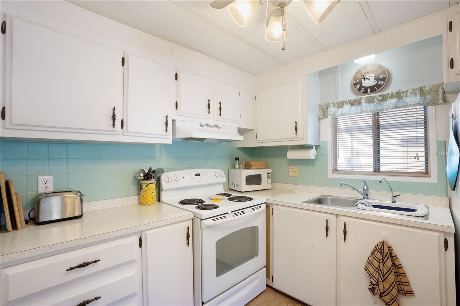 808 53RD AVE E #82, BRADENTON, FL, 34203