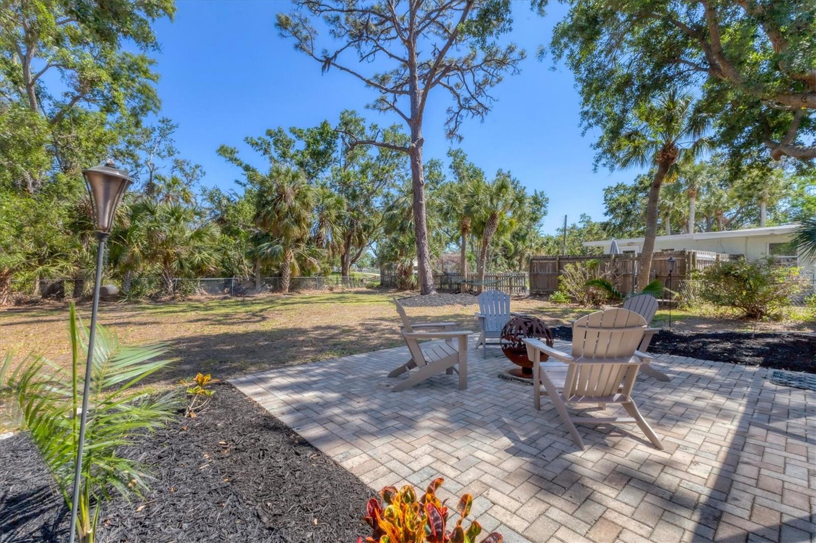 203 PALM AVE, NOKOMIS, FL, 34275