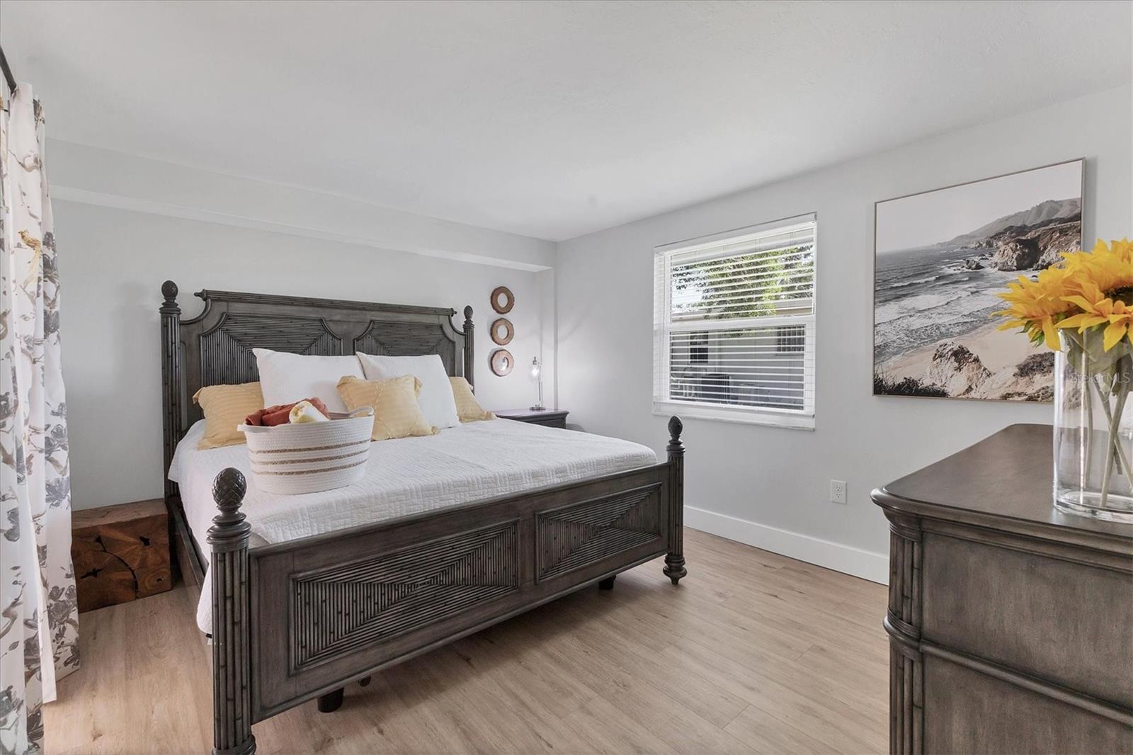 203 PALM AVE, NOKOMIS, FL, 34275