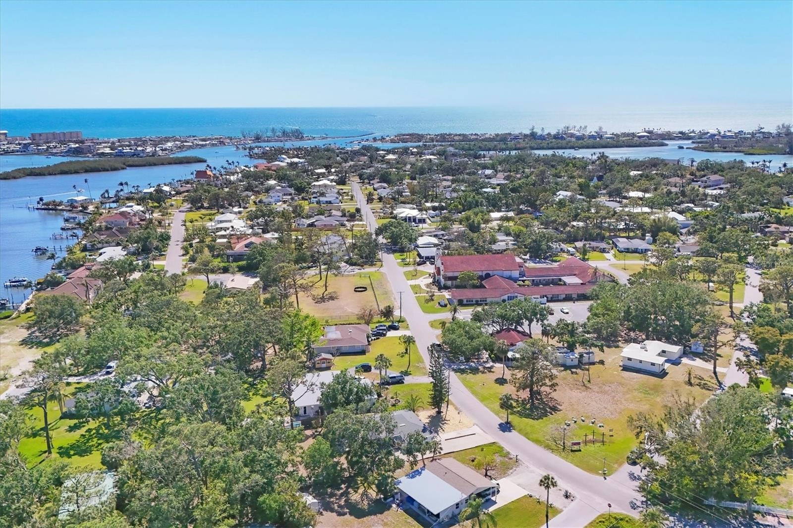 203 PALM AVE, NOKOMIS, FL, 34275