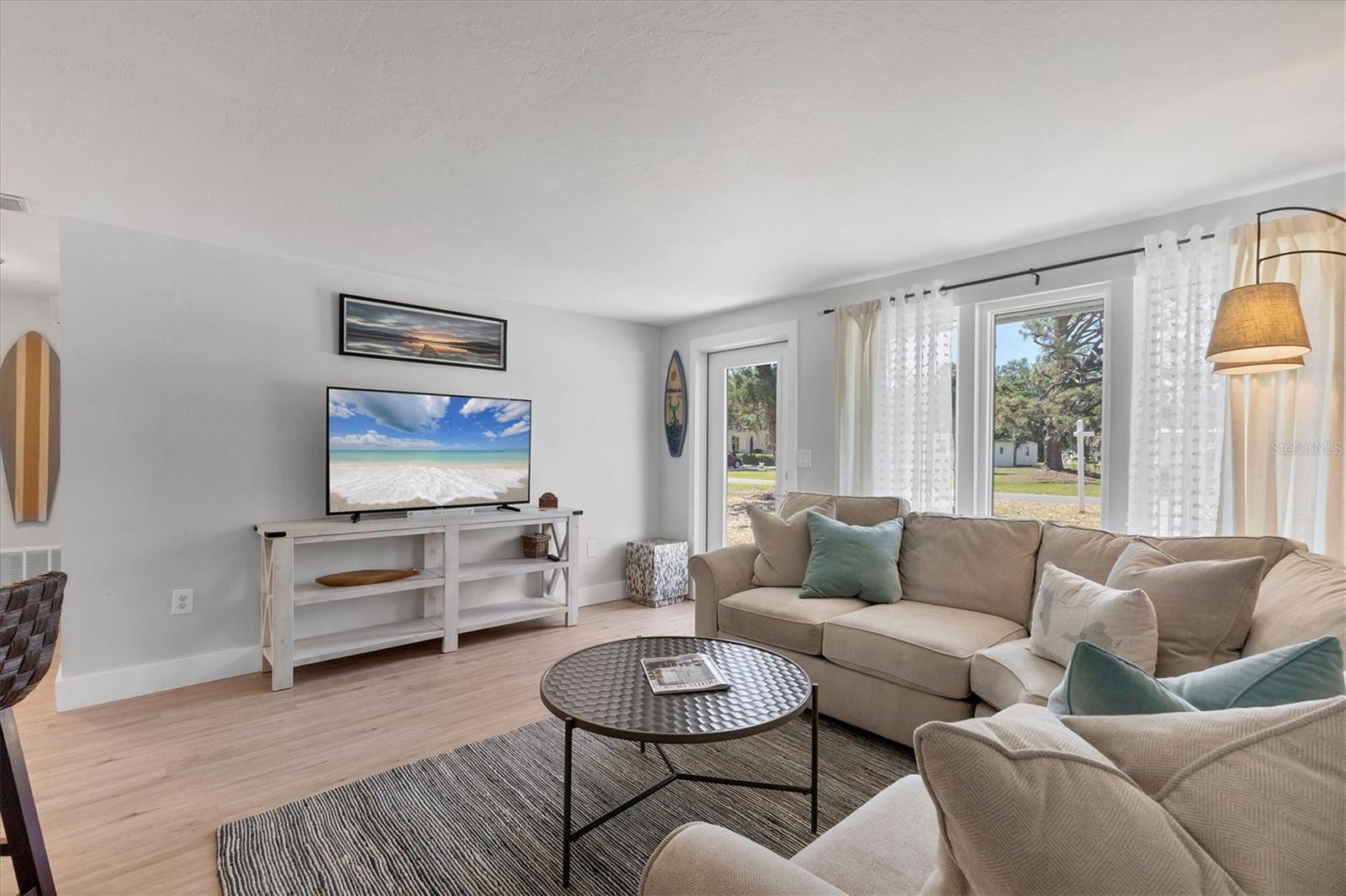 203 PALM AVE, NOKOMIS, FL, 34275